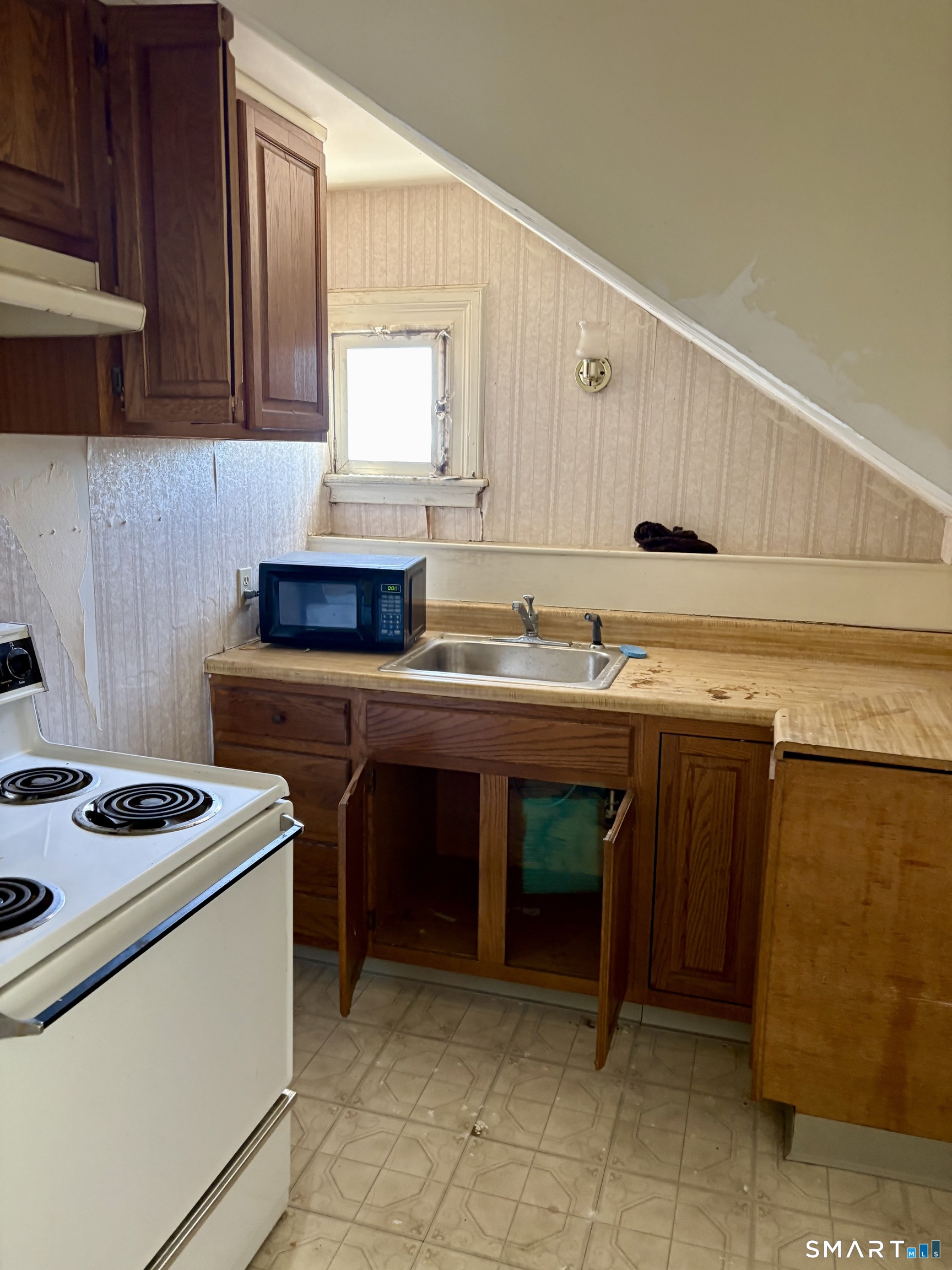 144 Buckingham Street Property Photo 5