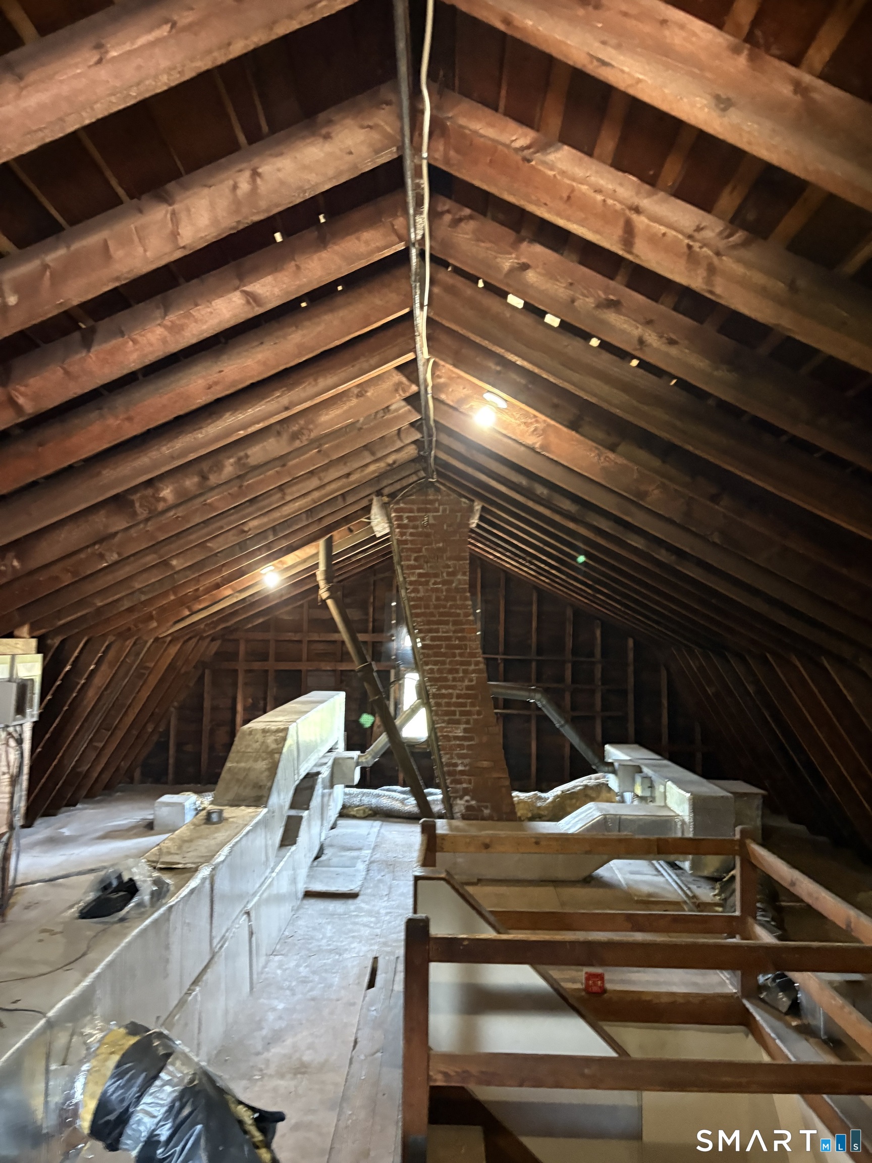 144 Buckingham Street Property Photo 8