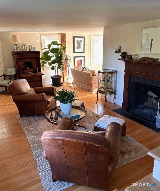 98 Meadow Street Property Photo 2