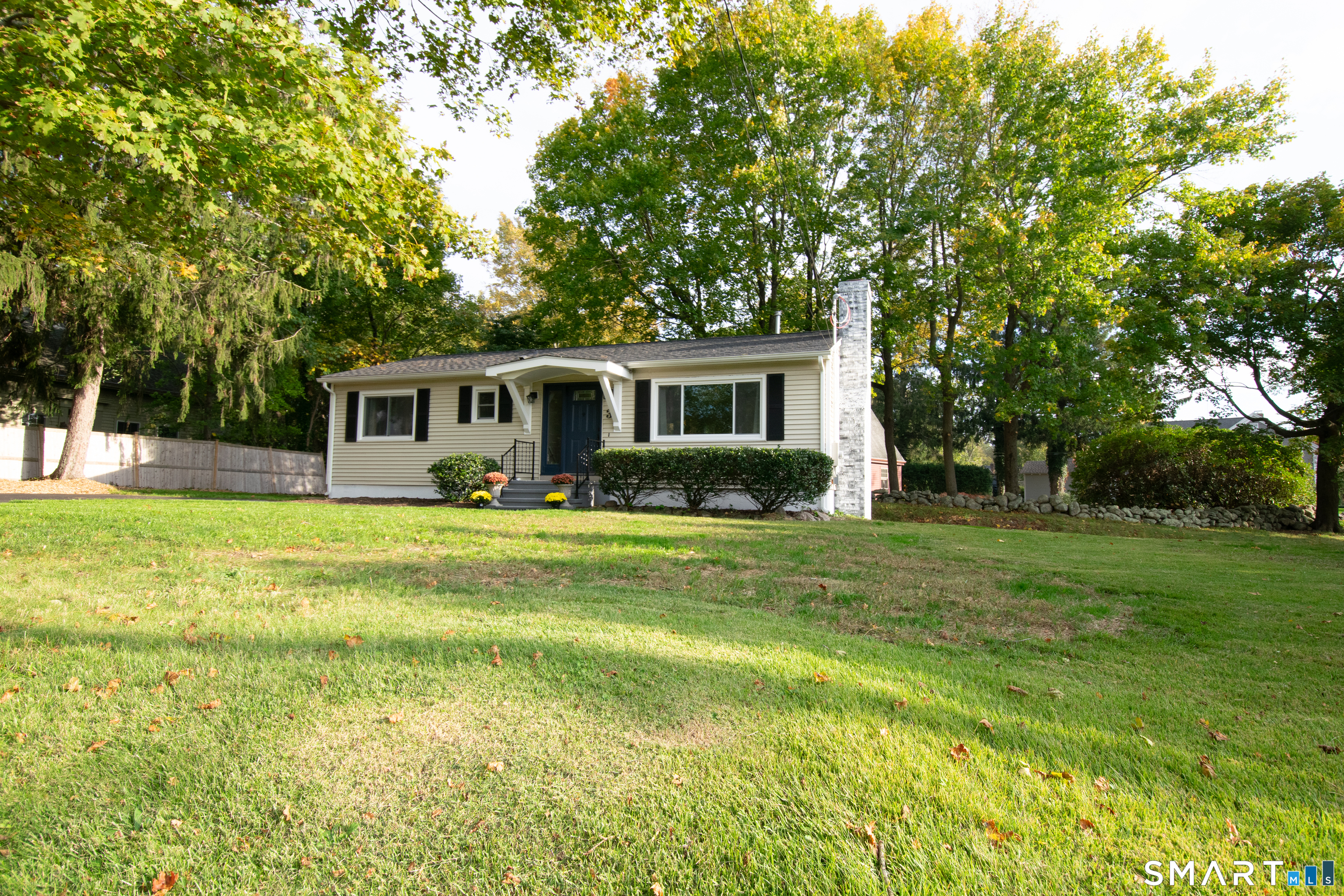 3 Pattagansett Court Property Photo 3