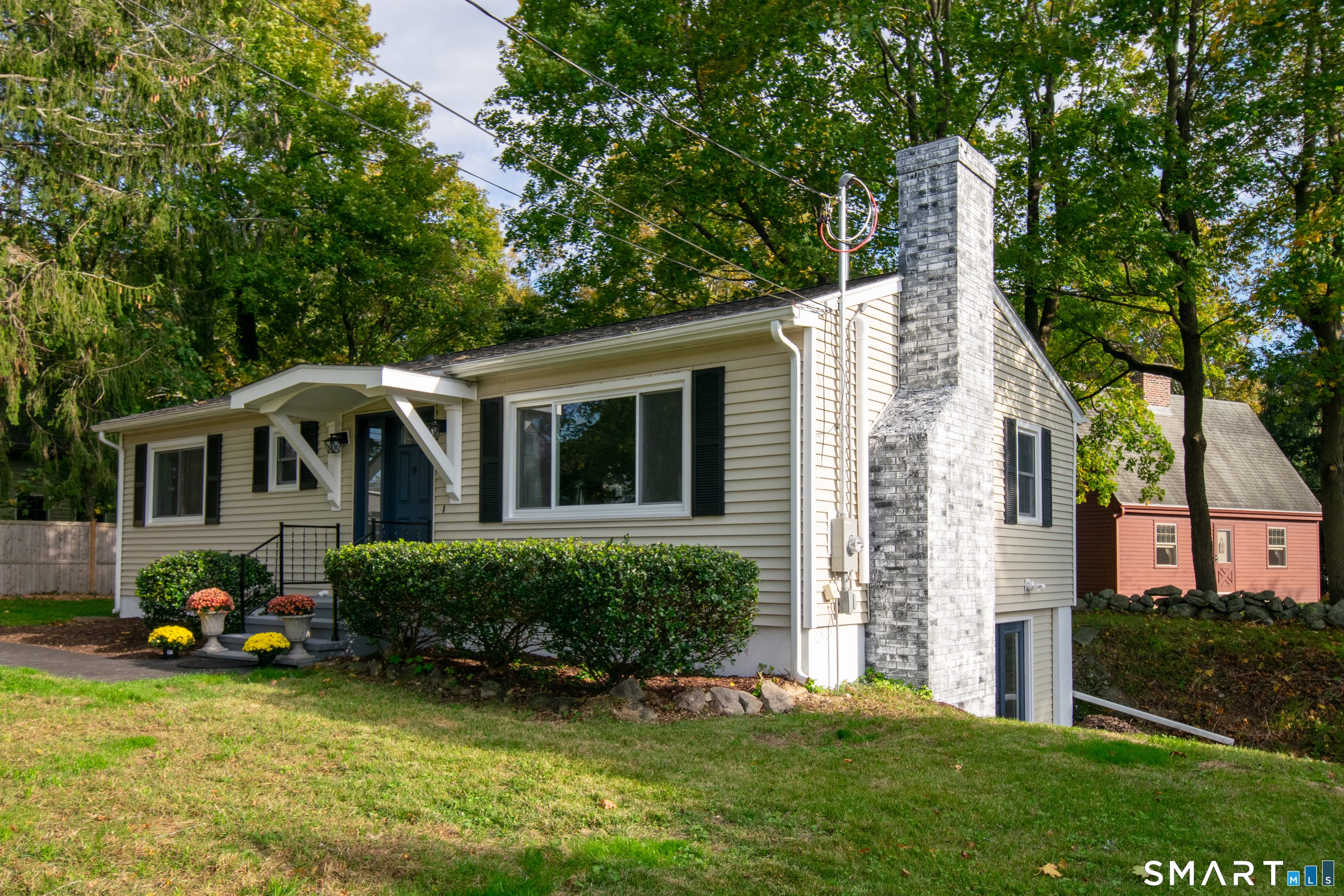 3 Pattagansett Court Property Photo 6