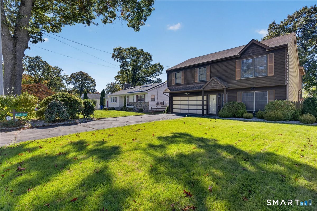 7 Oakledge Circle Property Photo 1