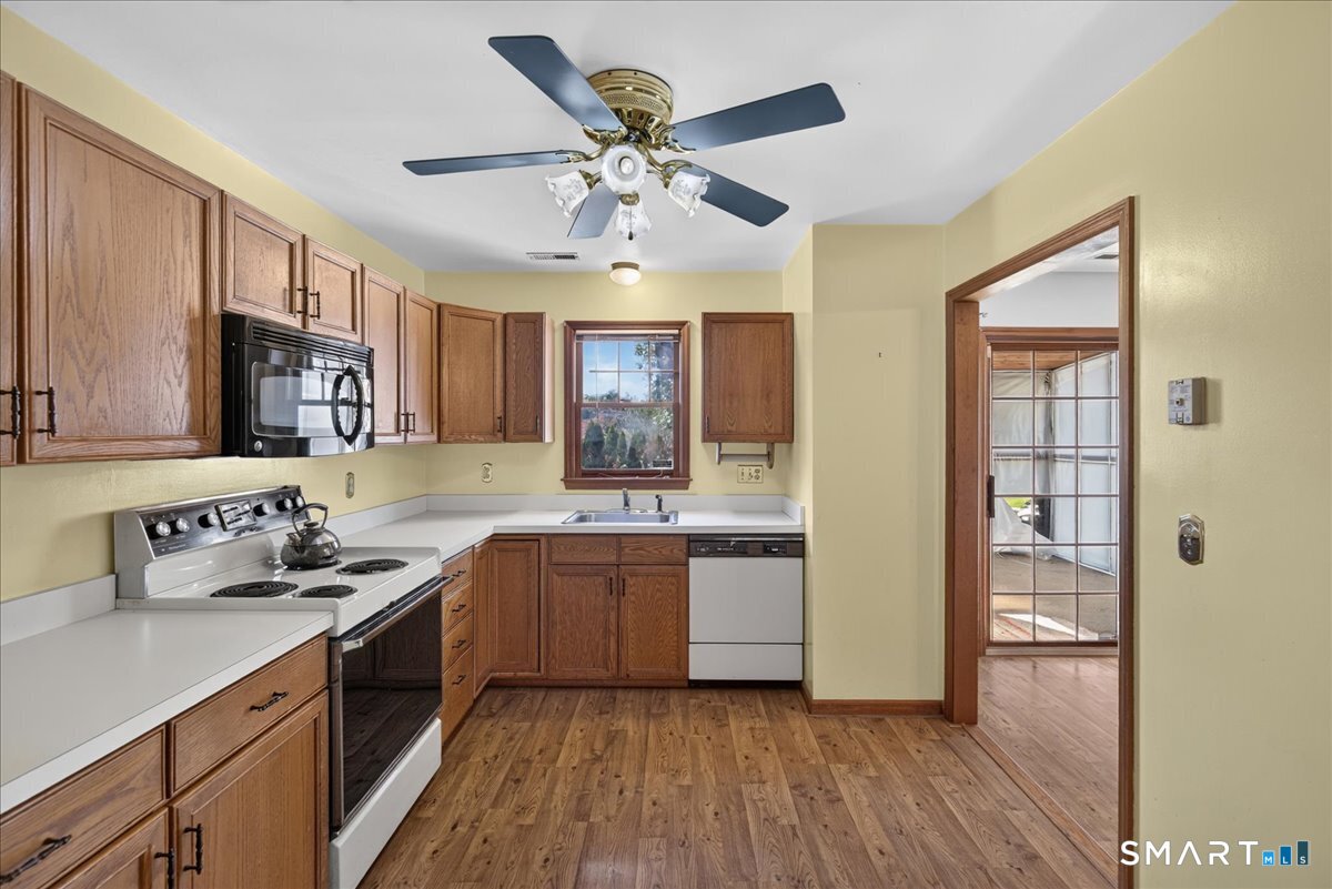 7 Oakledge Circle Property Photo 12