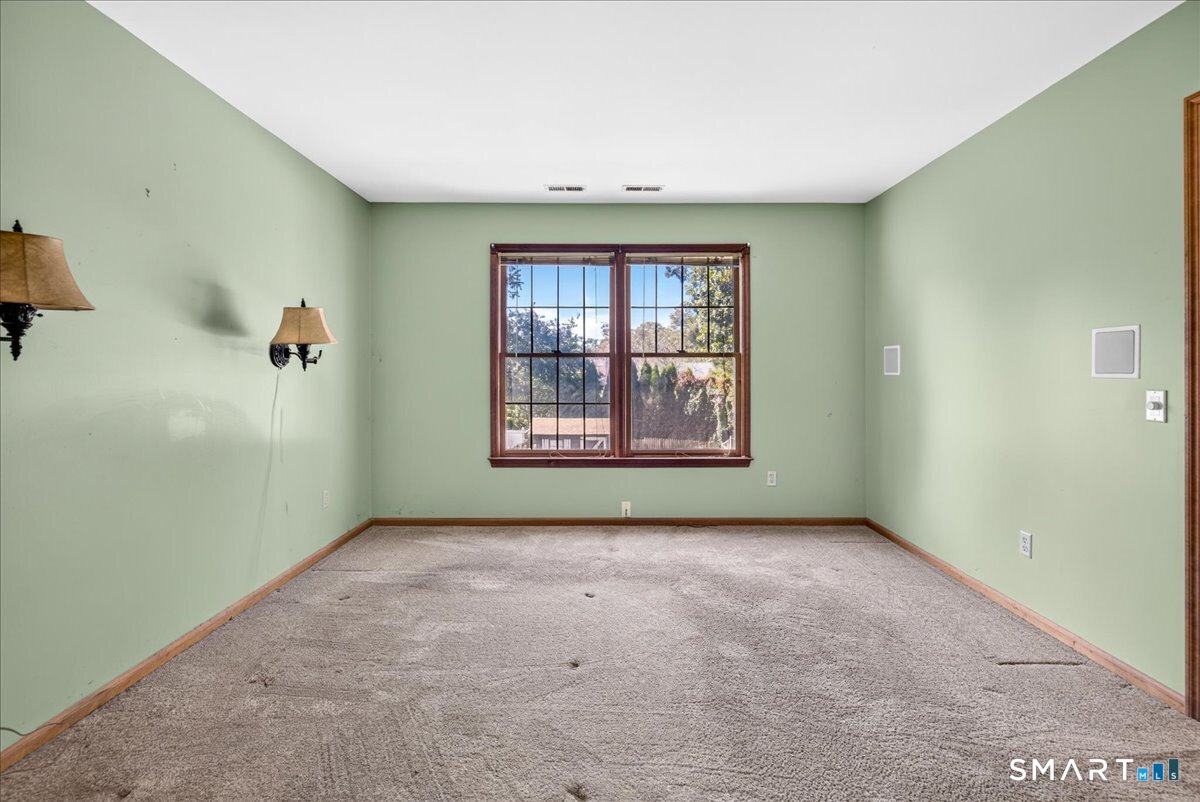 7 Oakledge Circle Property Photo 21