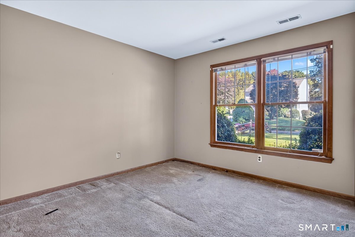 7 Oakledge Circle Property Photo 30