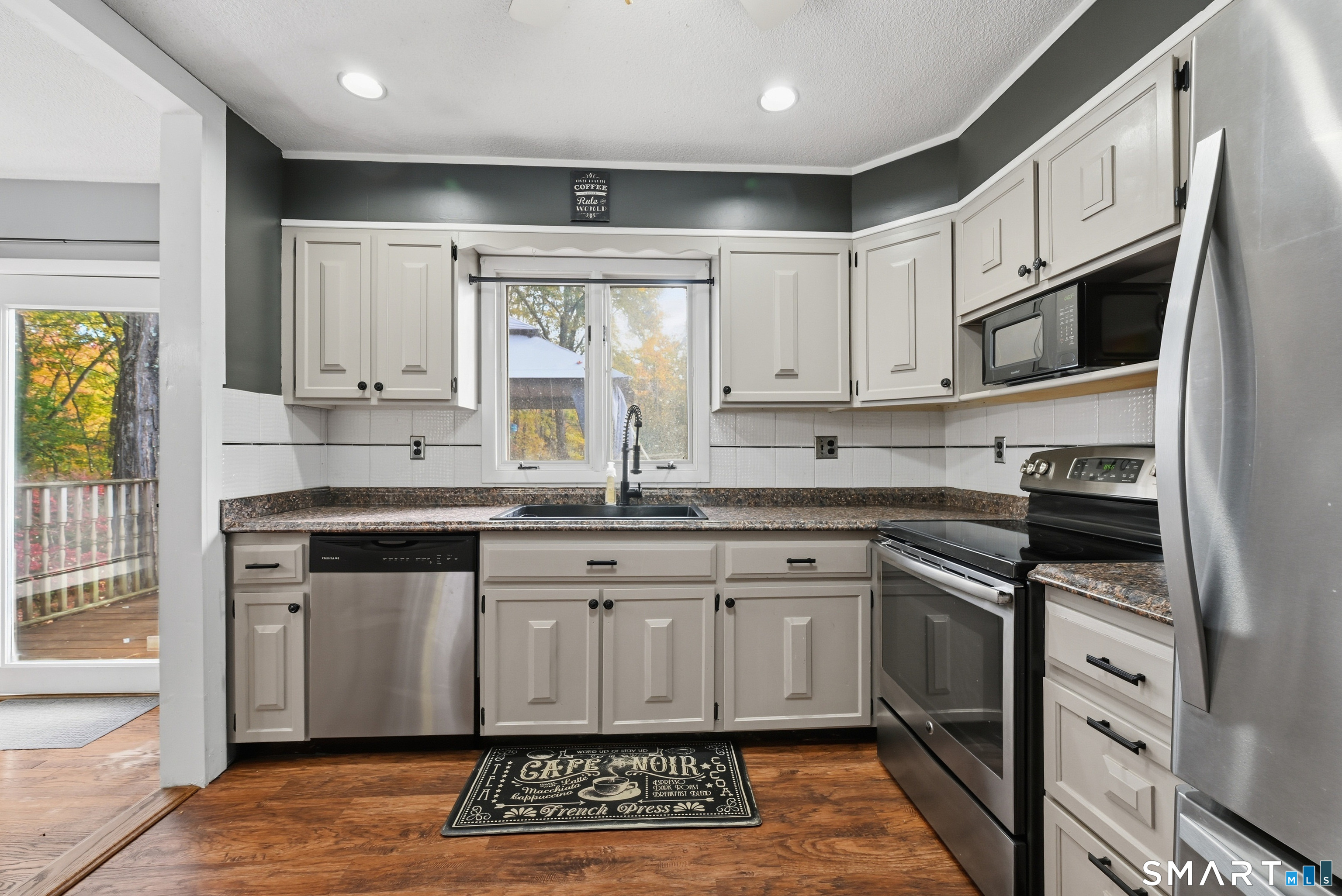 14 Indian Hill Road Property Photo 13