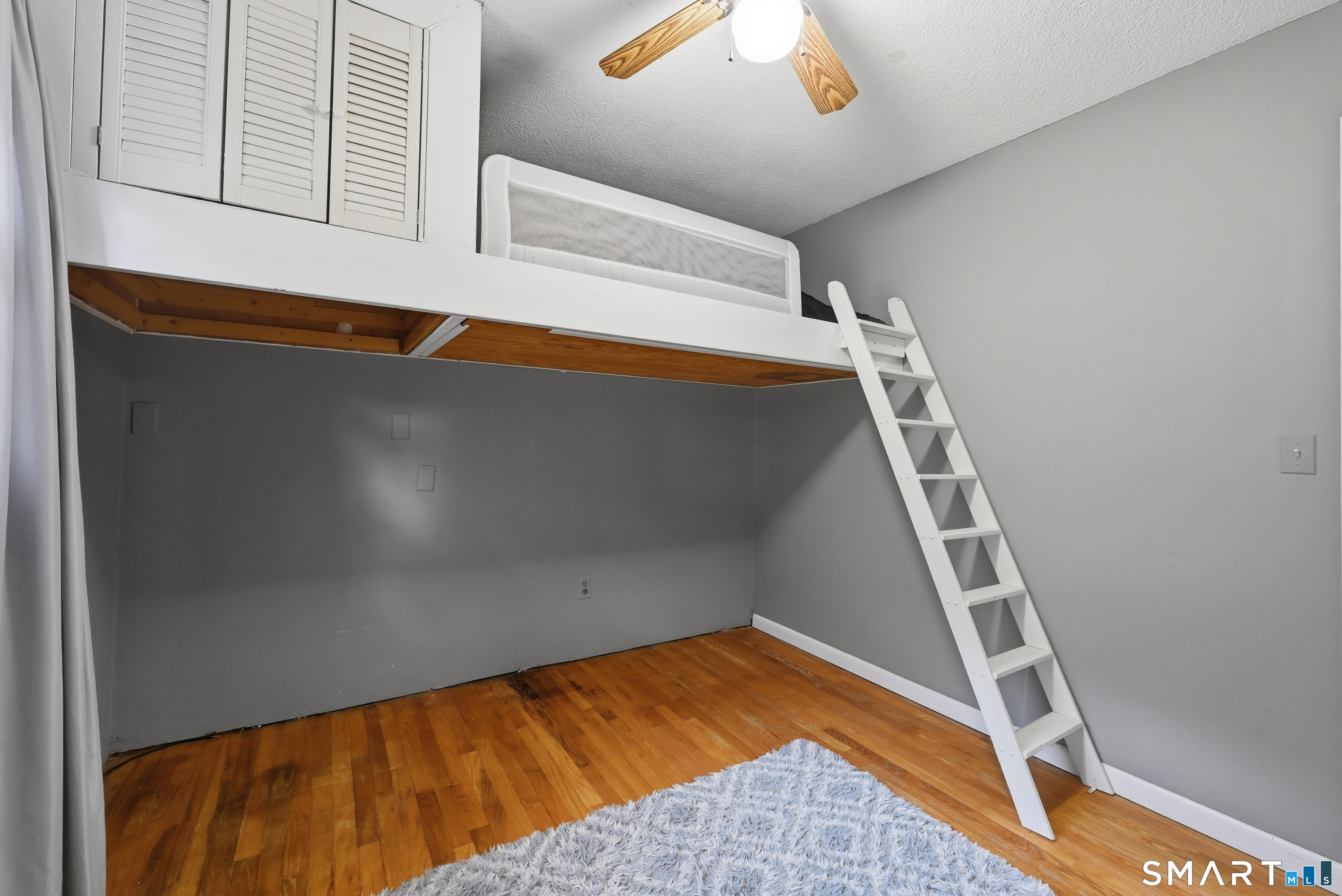 14 Indian Hill Road Property Photo 15