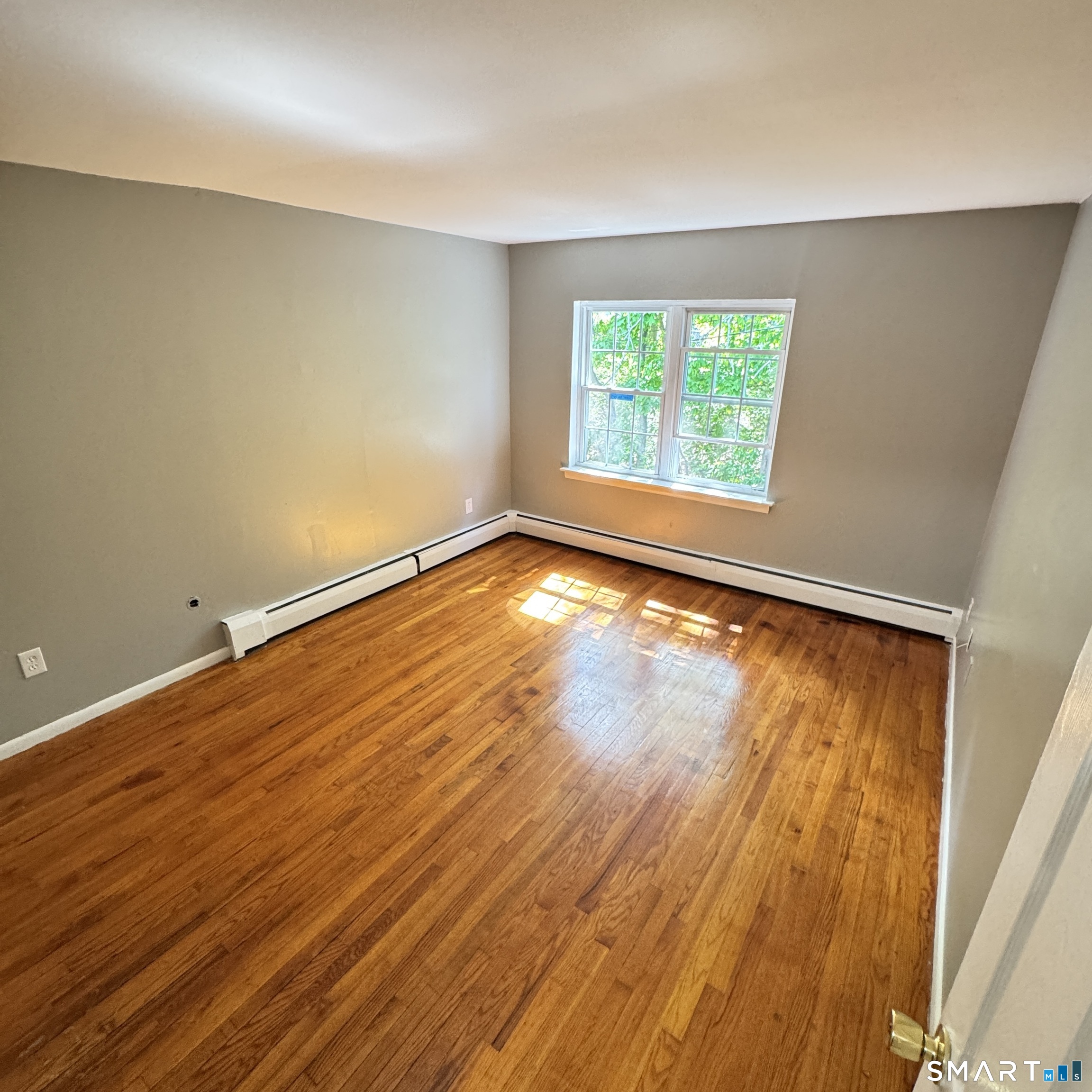 10 Highland 1a Street Property Photo 2