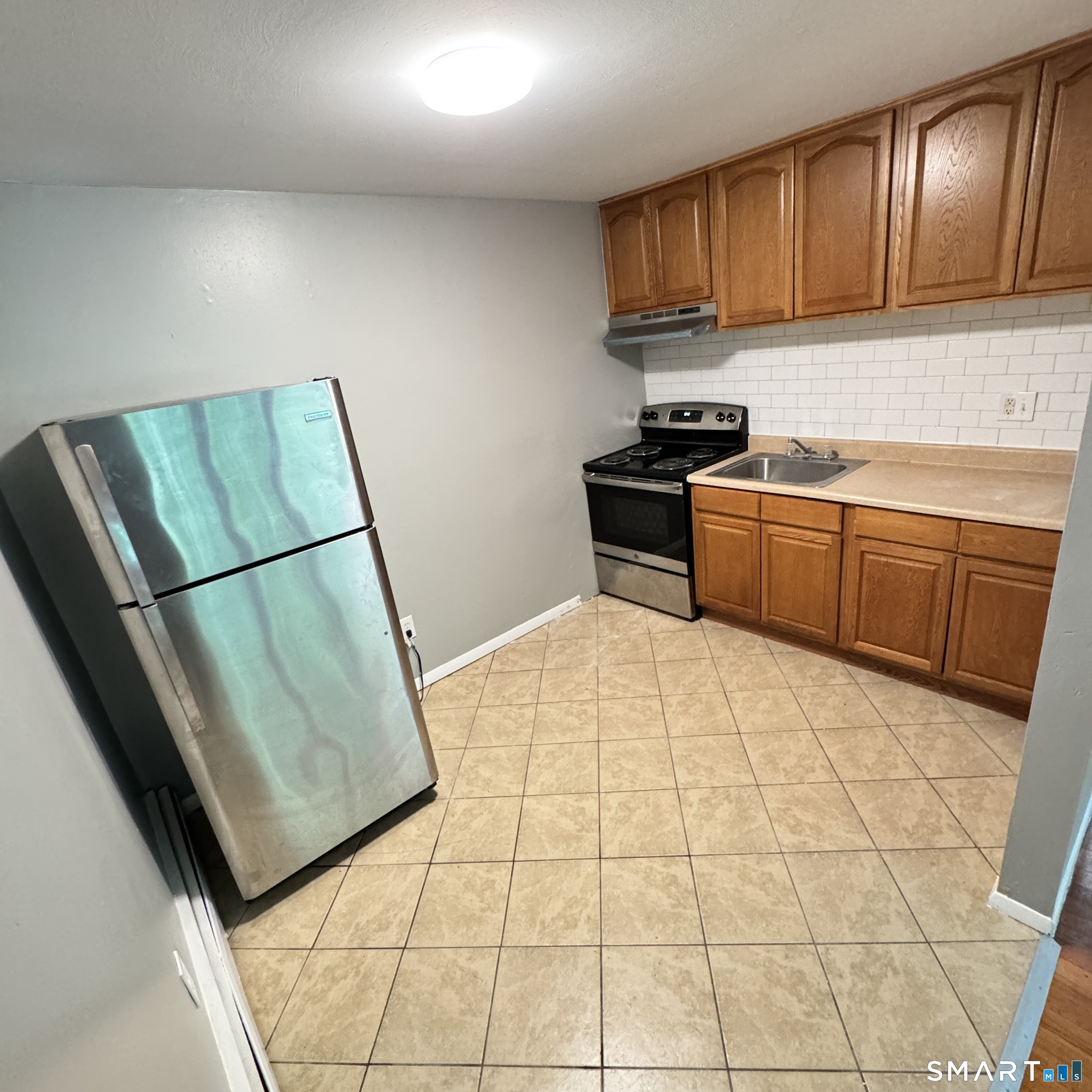 10 Highland 1a Street Property Photo 5