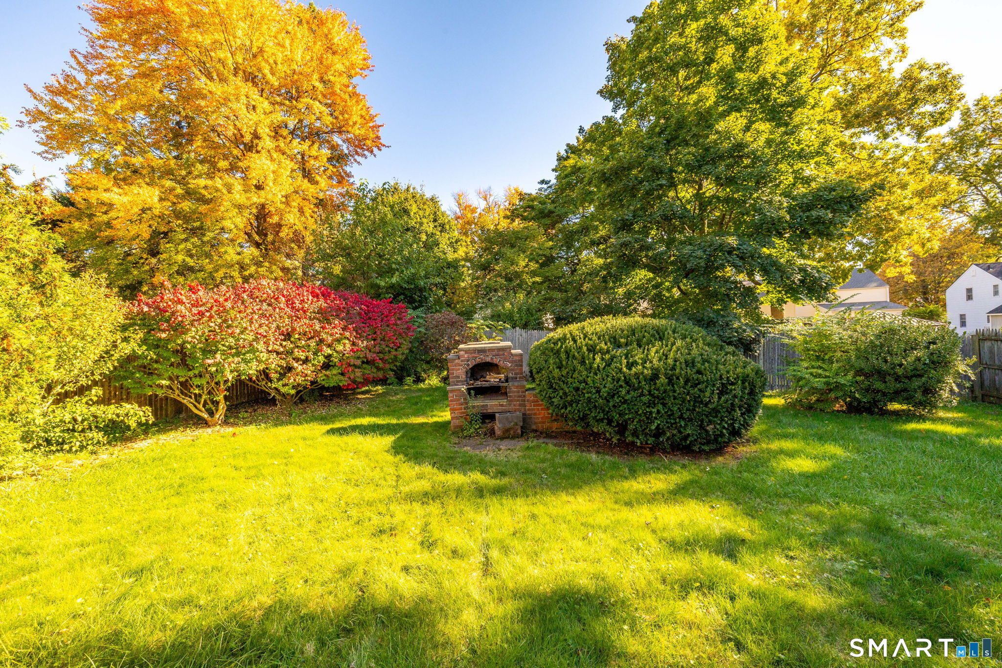 28 Dix Road Property Photo 3