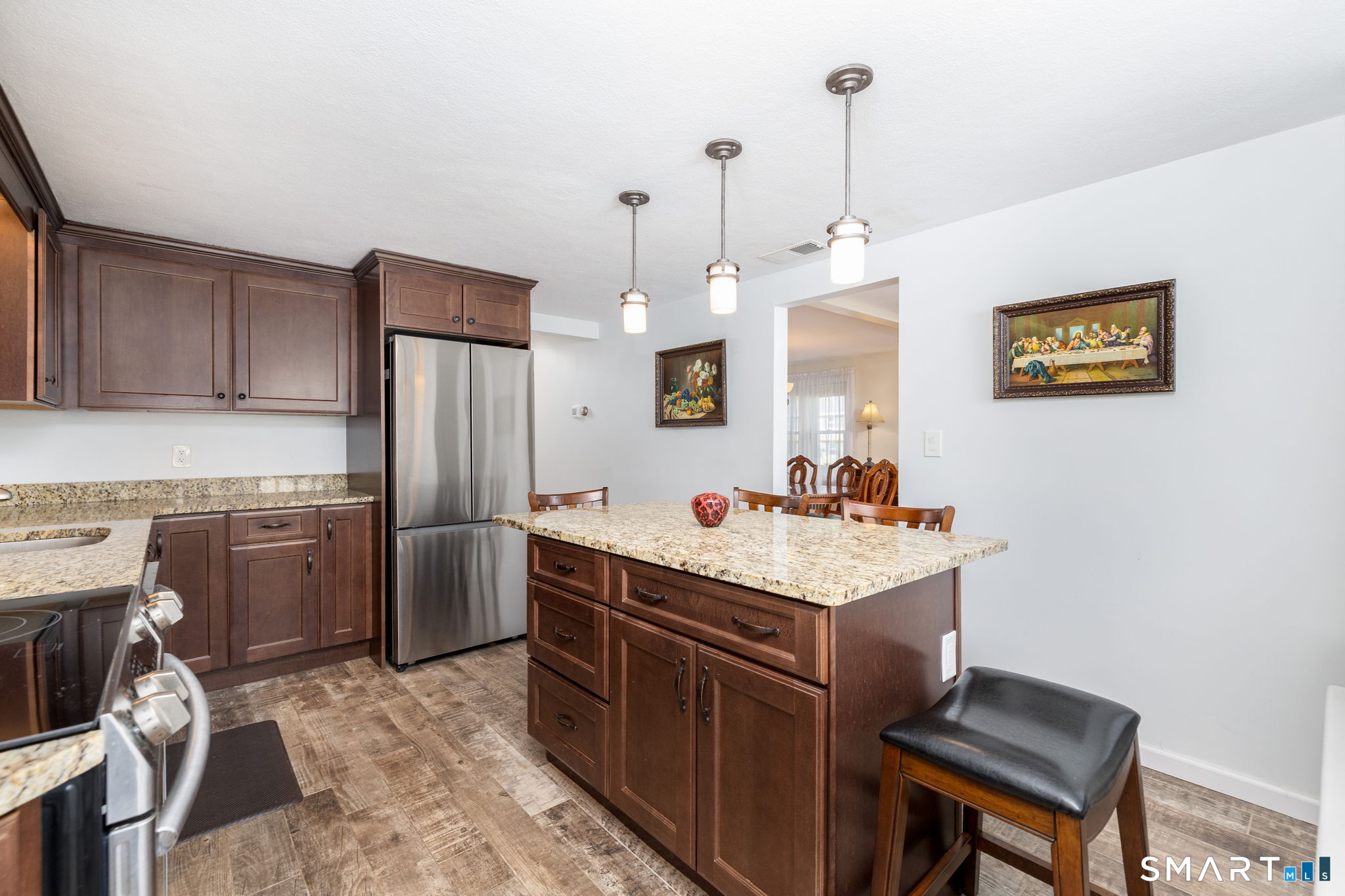 28 Dix Road Property Photo 9