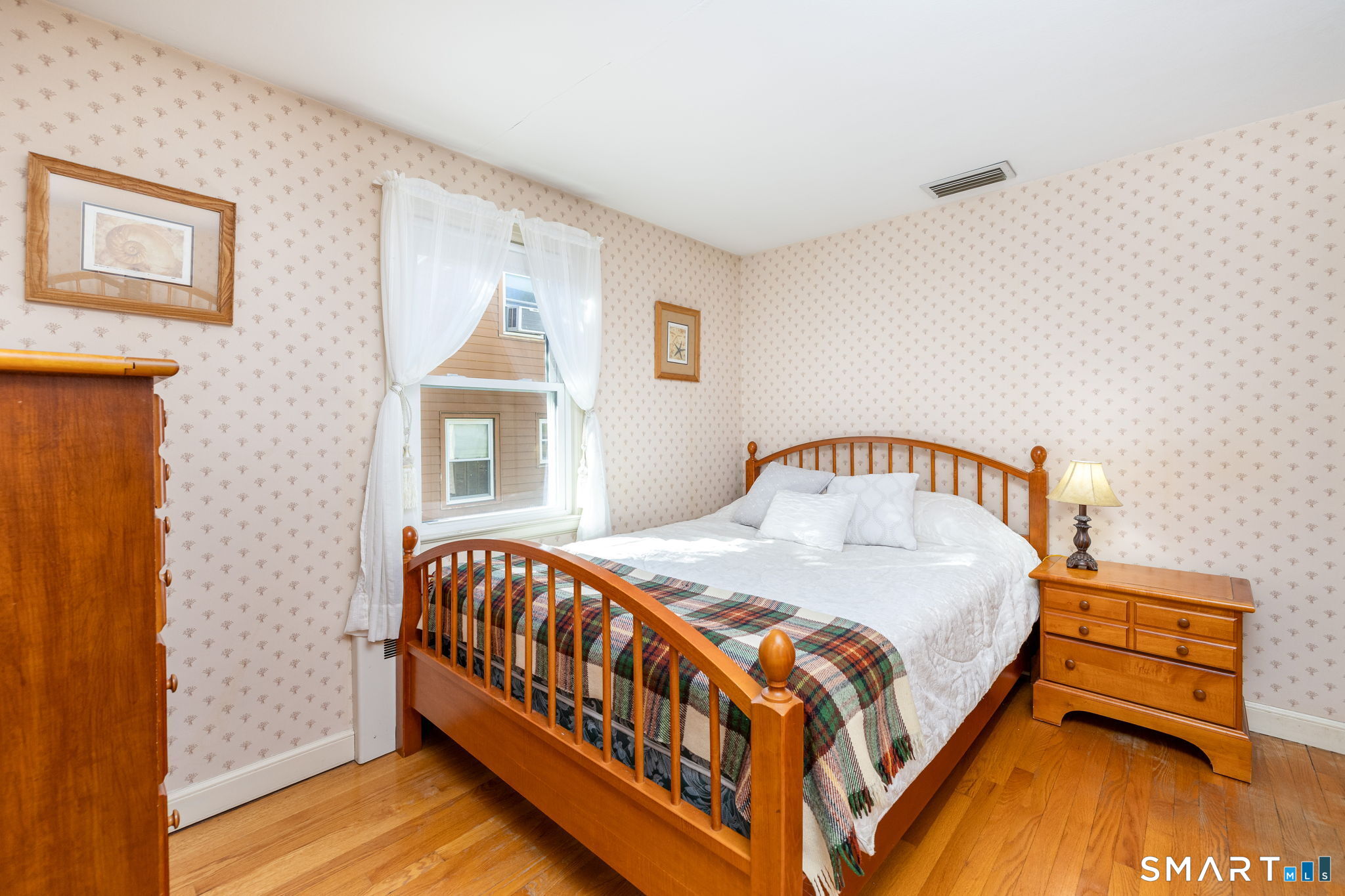 28 Dix Road Property Photo 17