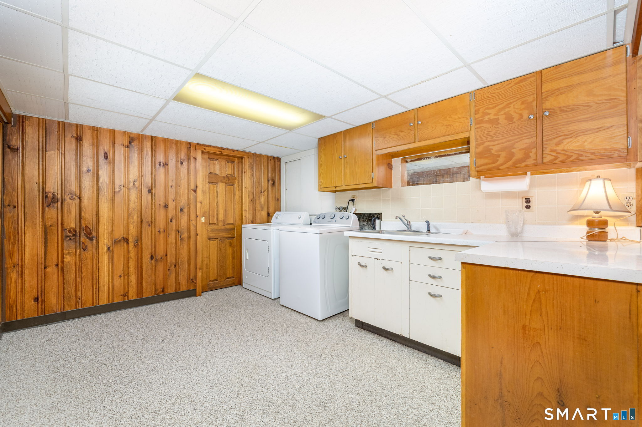 28 Dix Road Property Photo 27