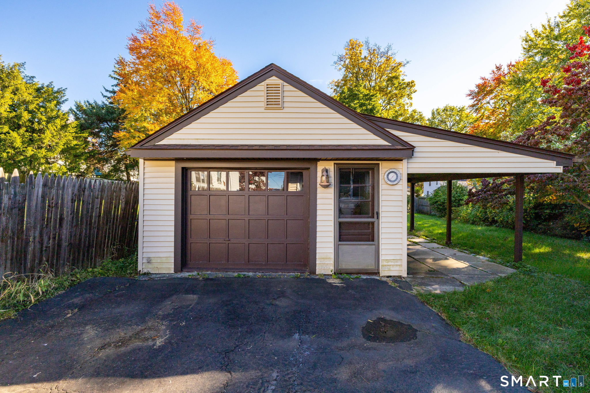28 Dix Road Property Photo 31