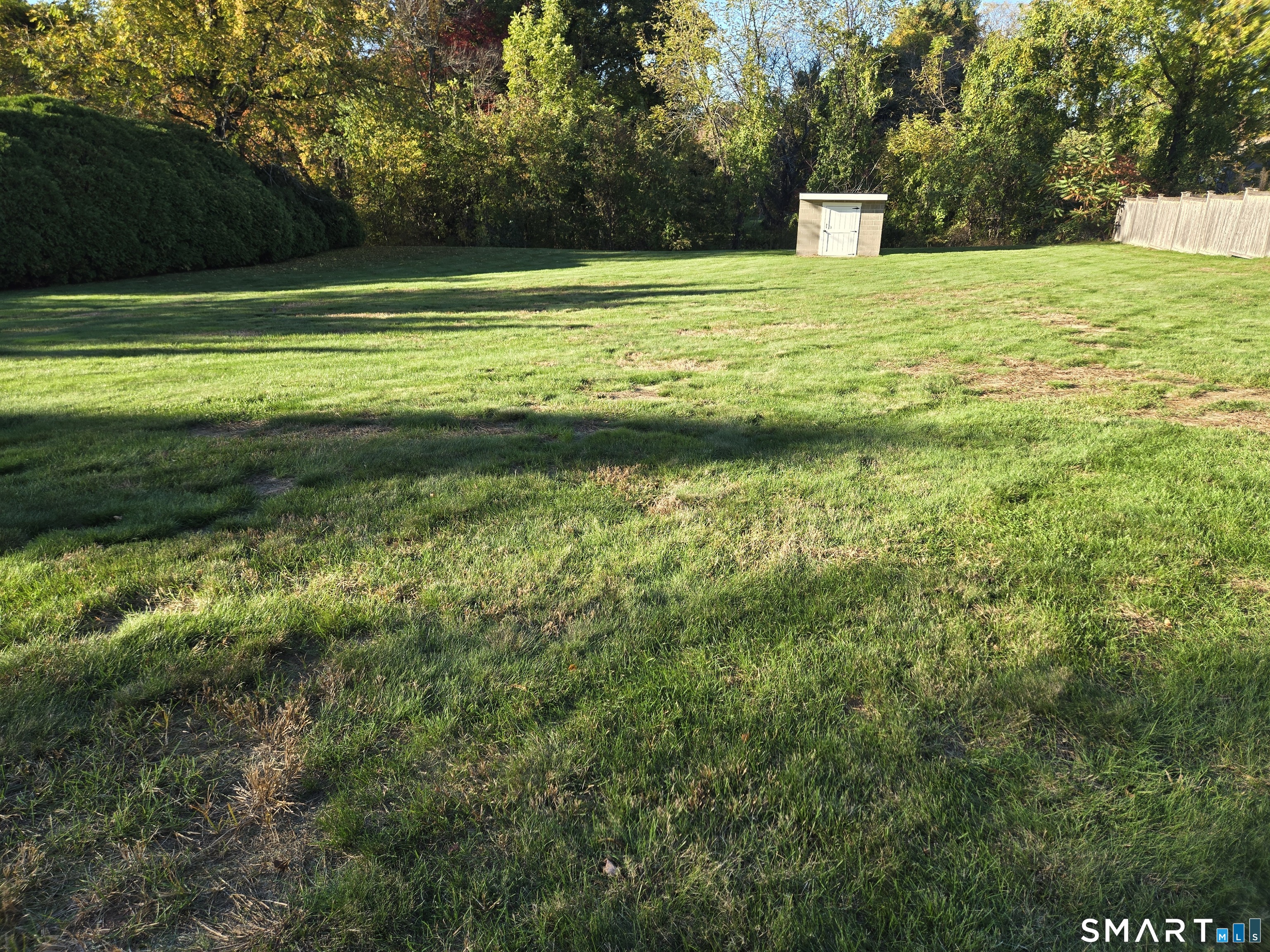 75 Neipsic Road Property Photo 3