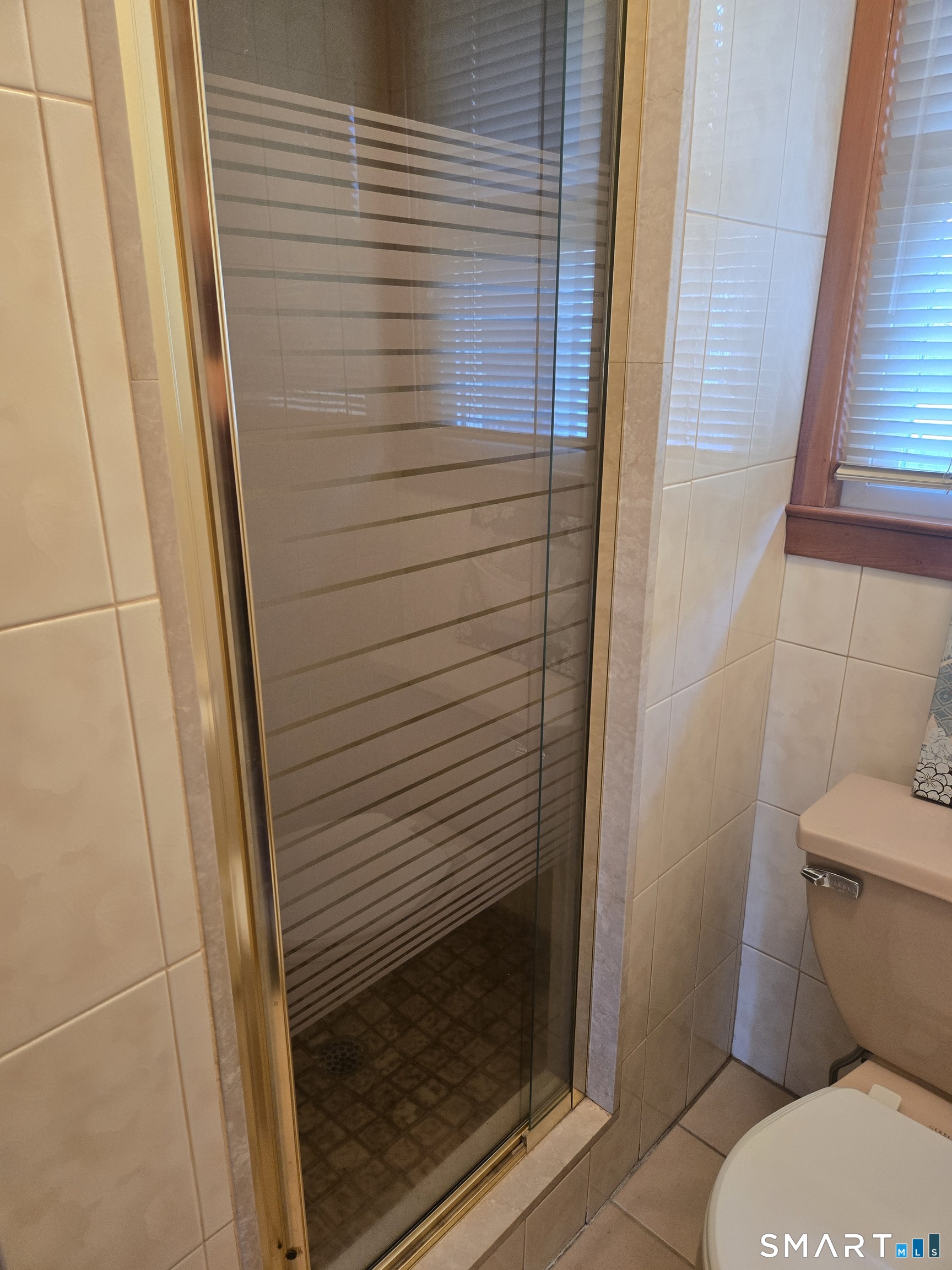 75 Neipsic Road Property Photo 22