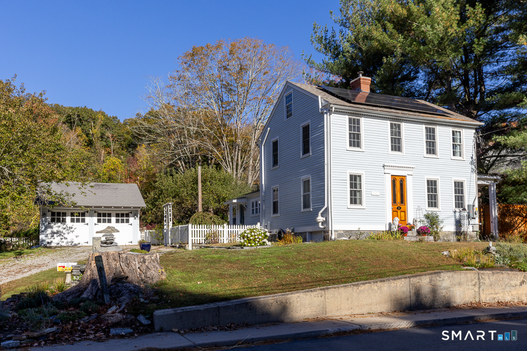 26 Spring Street Property Photo 1