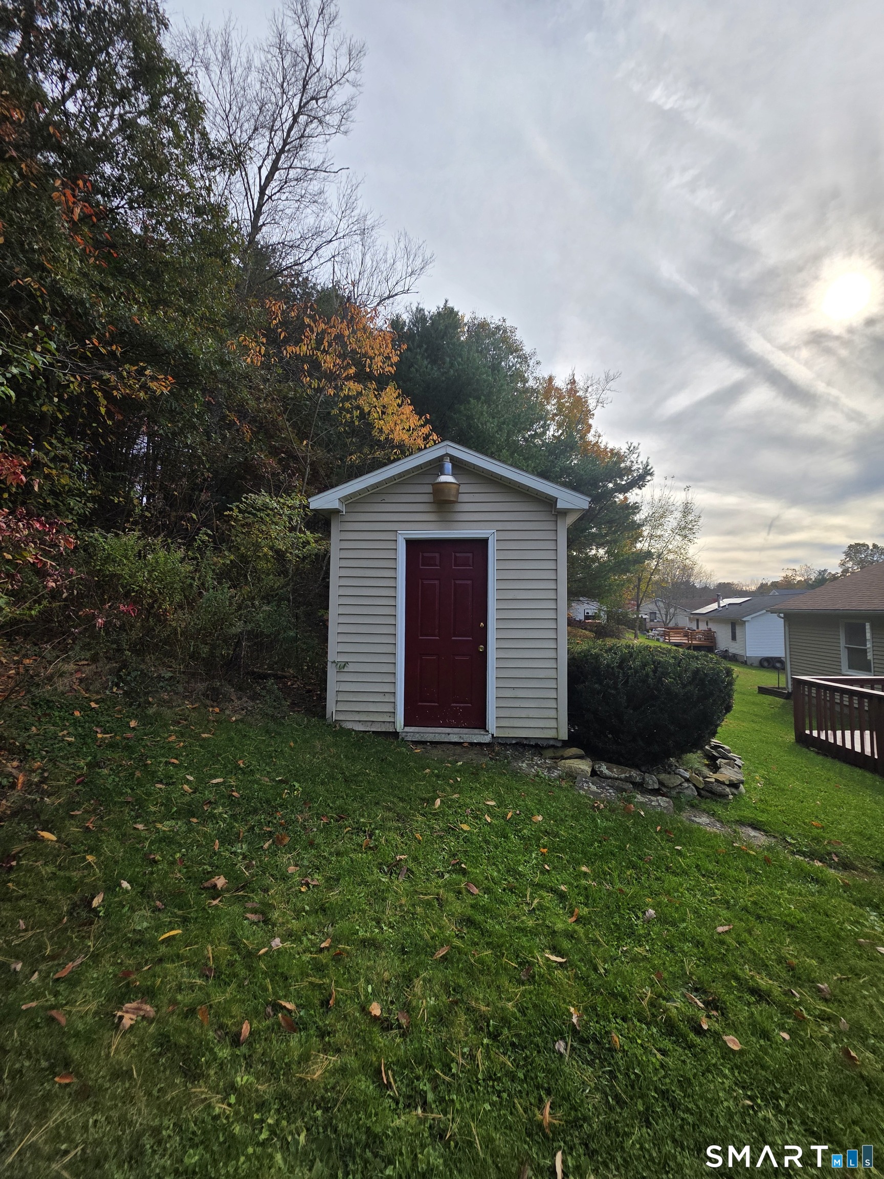 692 Chestnut Hill Road Property Photo 6