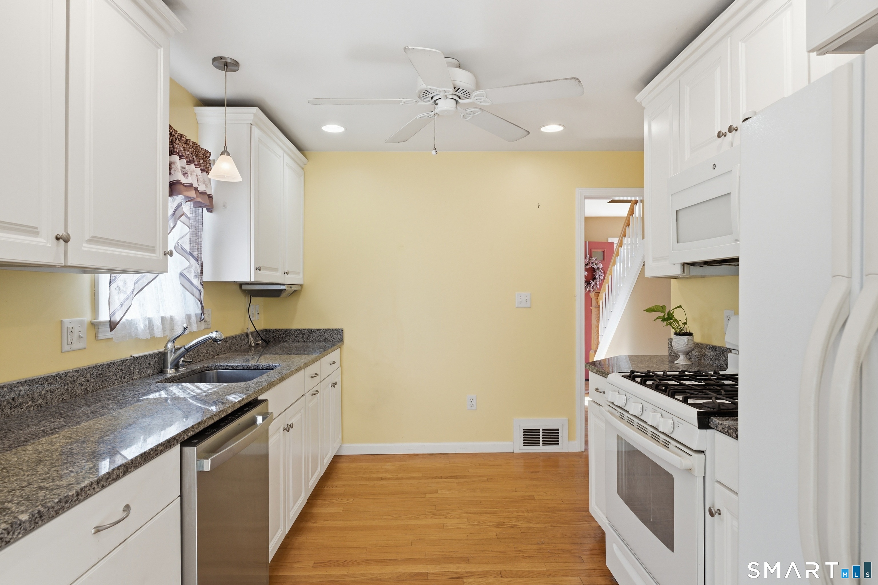 45 Dorrance Street Property Photo 24