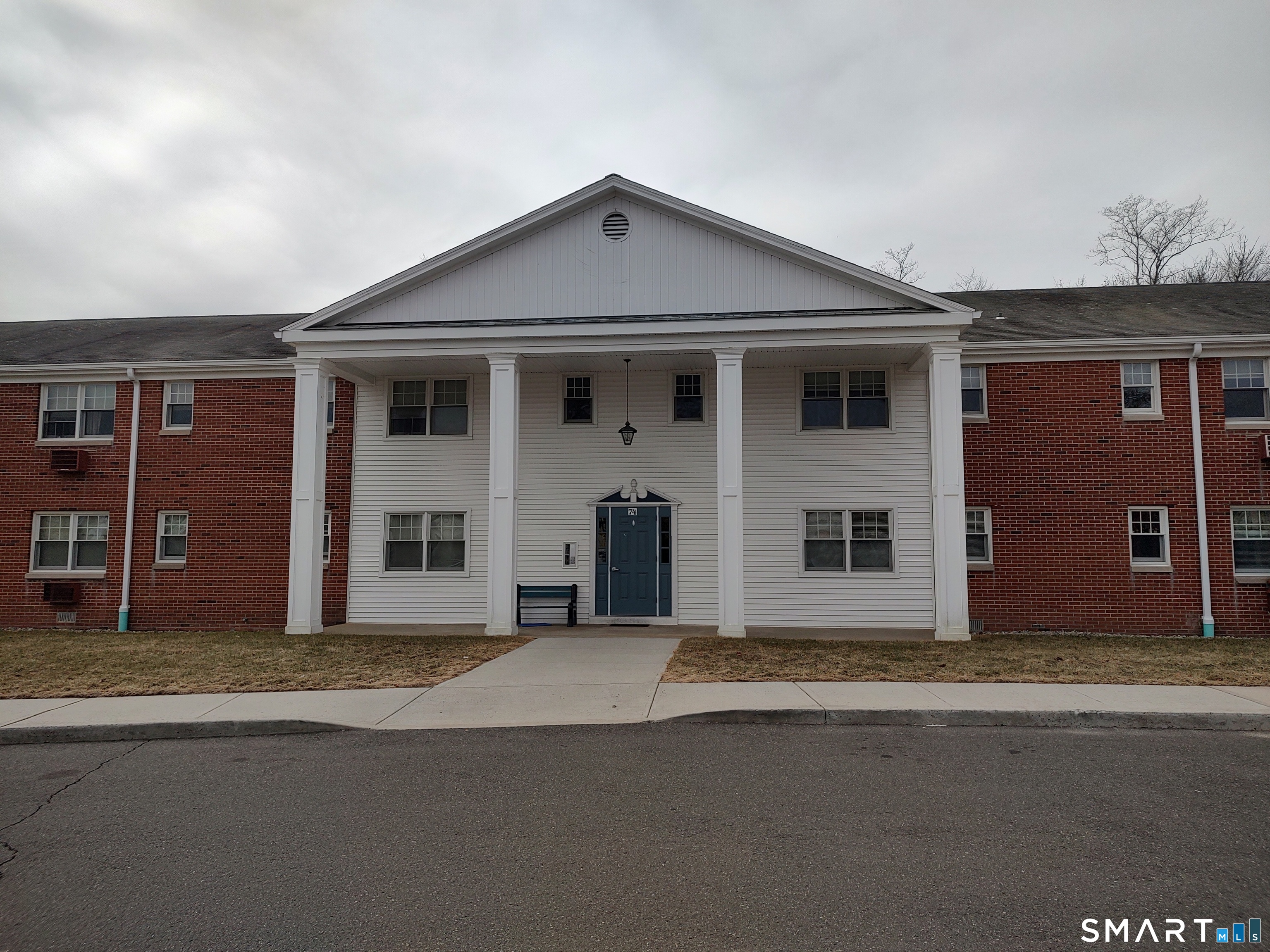 74` Fourth West 17b Street Property Photo 1