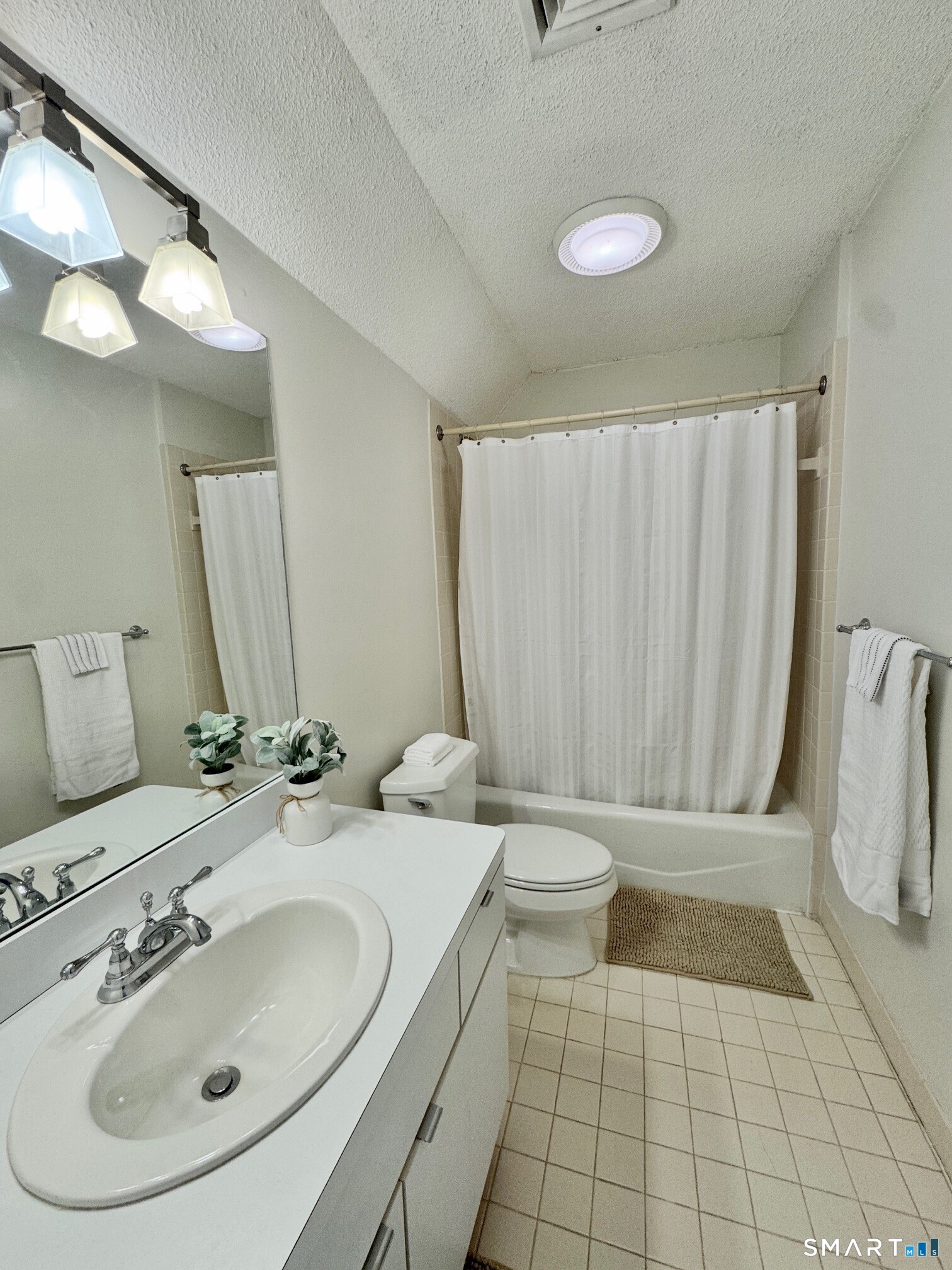52 Wilton 52 Crest Property Photo 10