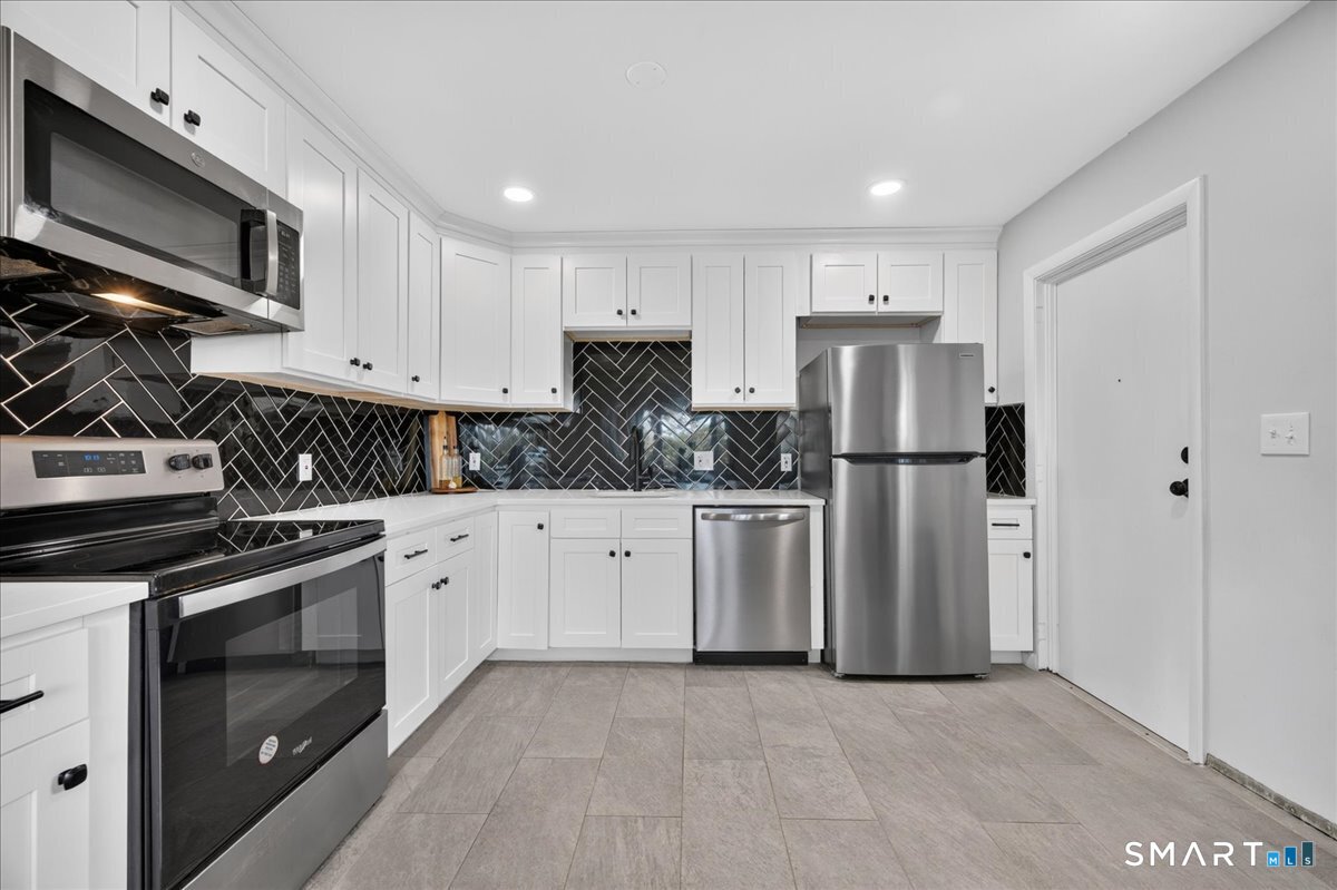 48 Dell Avenue Property Photo 9