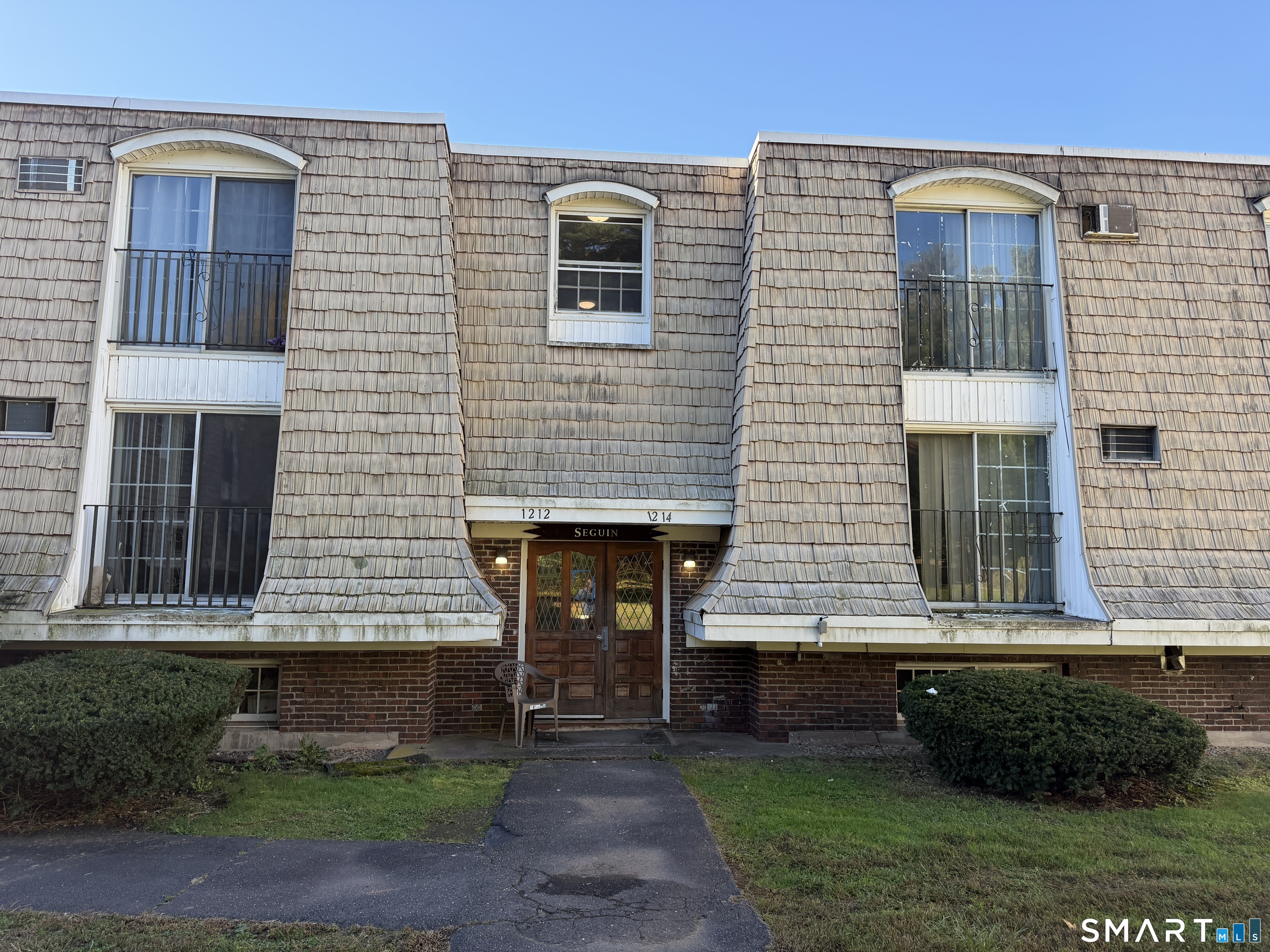 1214 Middle West C2 Turnpike Property Photo 3