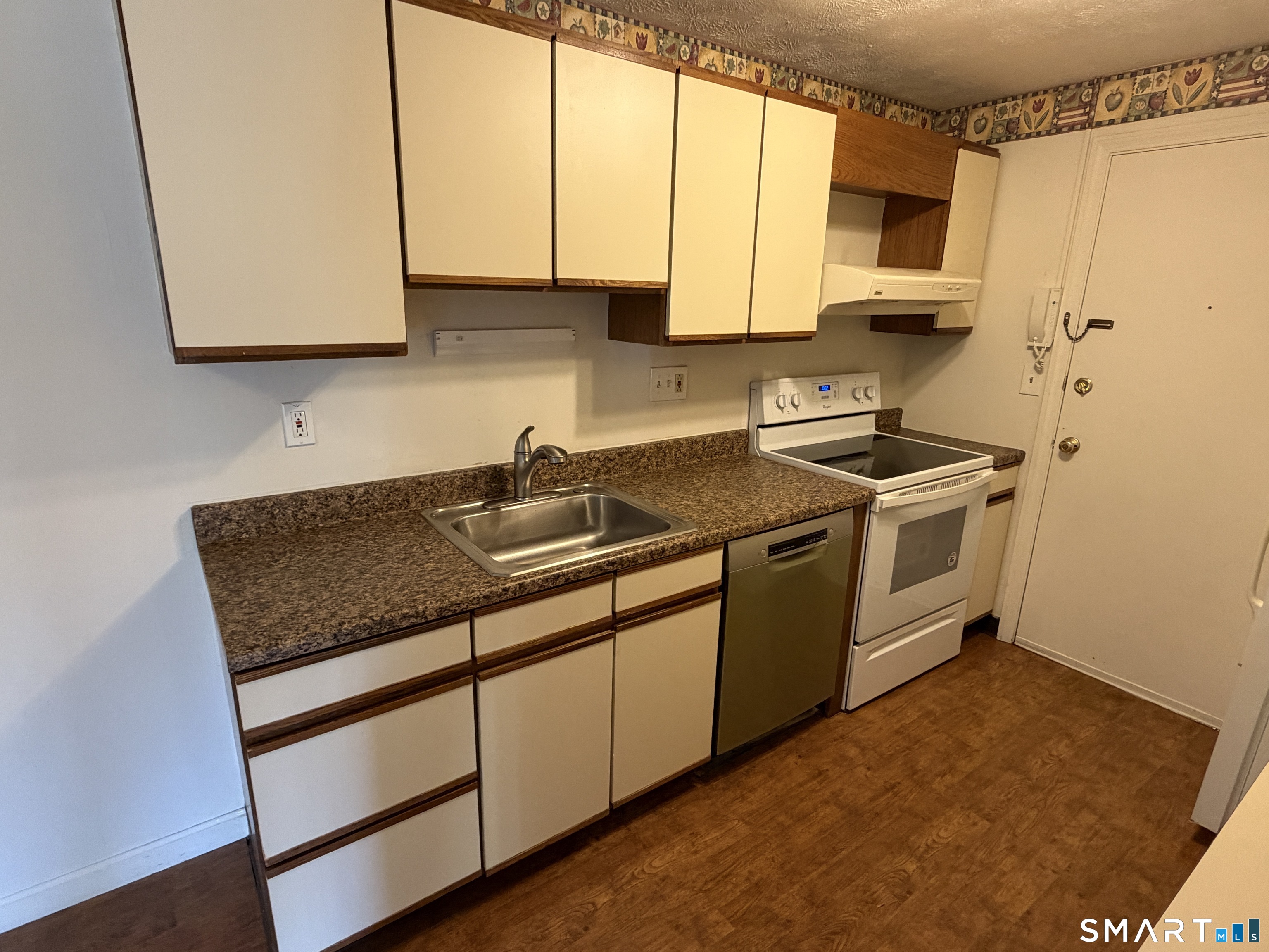 1214 Middle West C2 Turnpike Property Photo 6