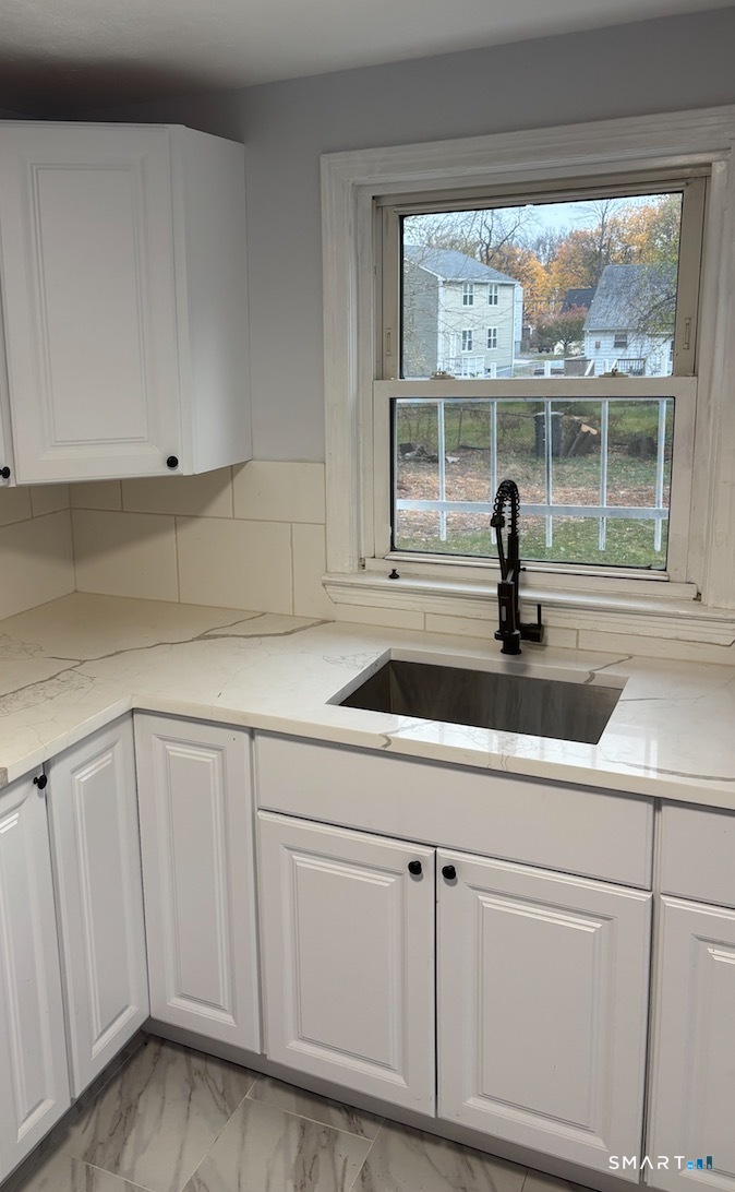 59 Rockville Street Property Photo 7