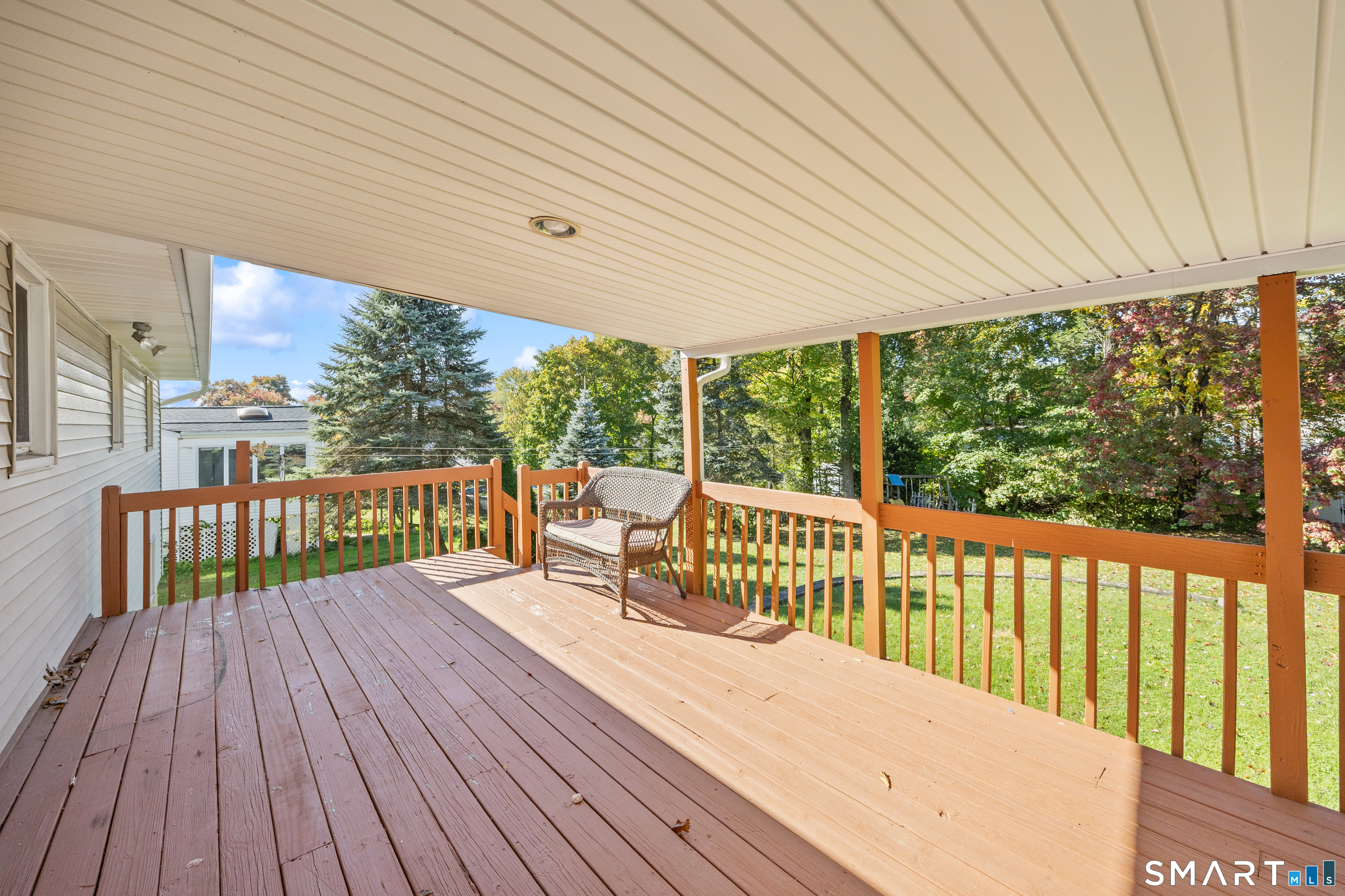 60 Linda Court Property Photo 2