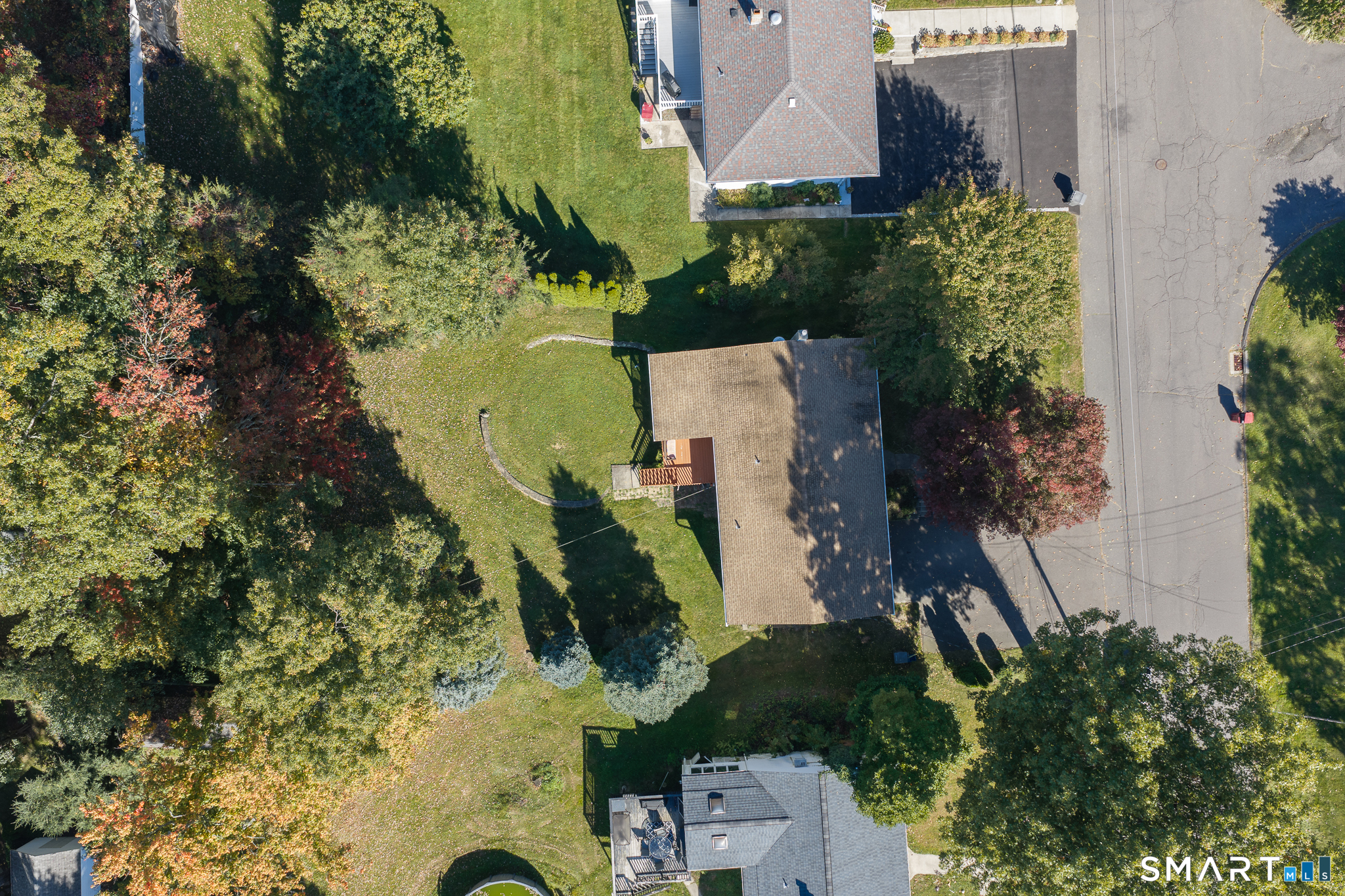 60 Linda Court Property Photo 3