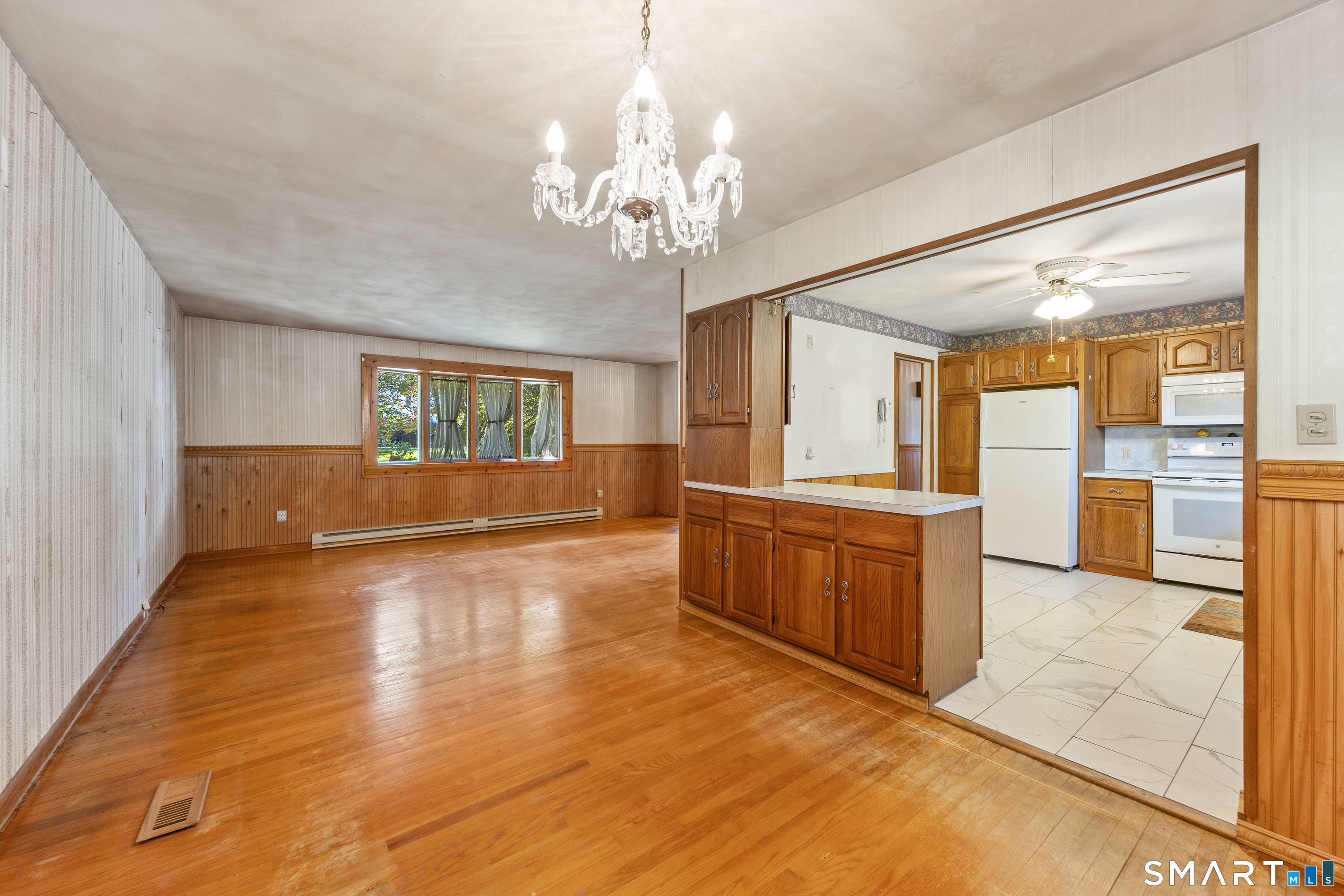 60 Linda Court Property Photo 7