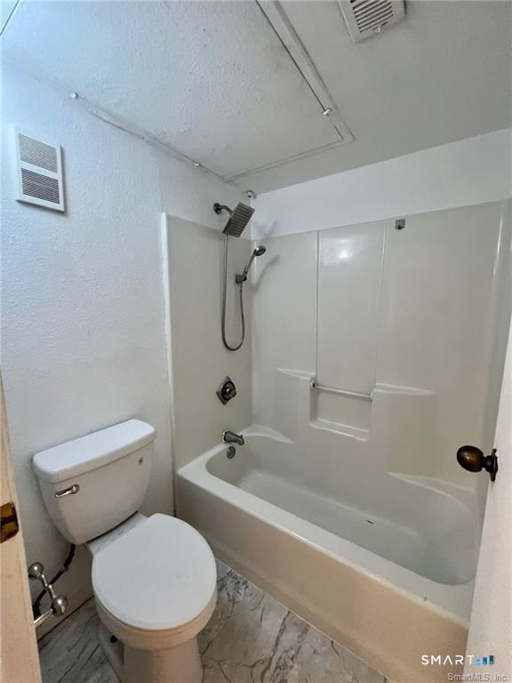 41 Crown Knoll 46 Court Property Photo 9