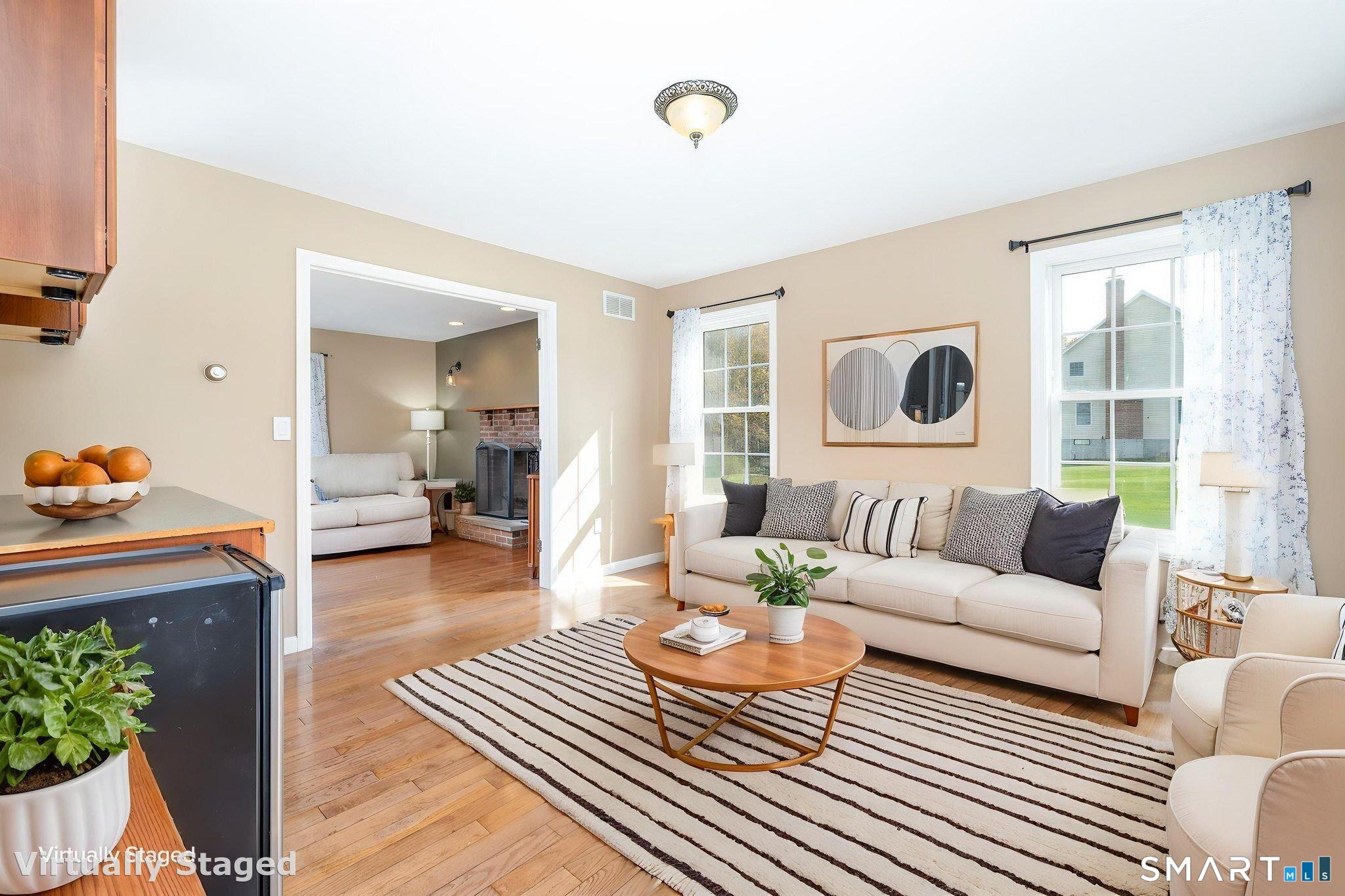 221 New London Road Property Photo 10