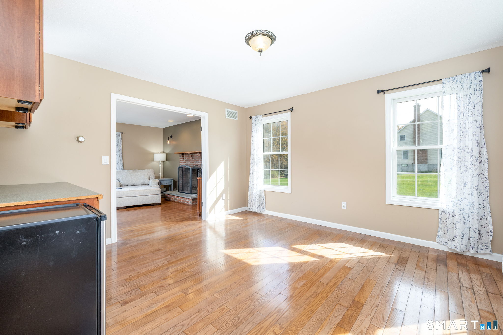 221 New London Road Property Photo 11