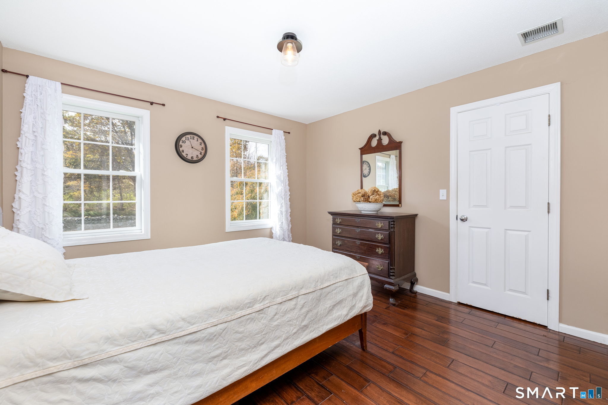 221 New London Road Property Photo 20