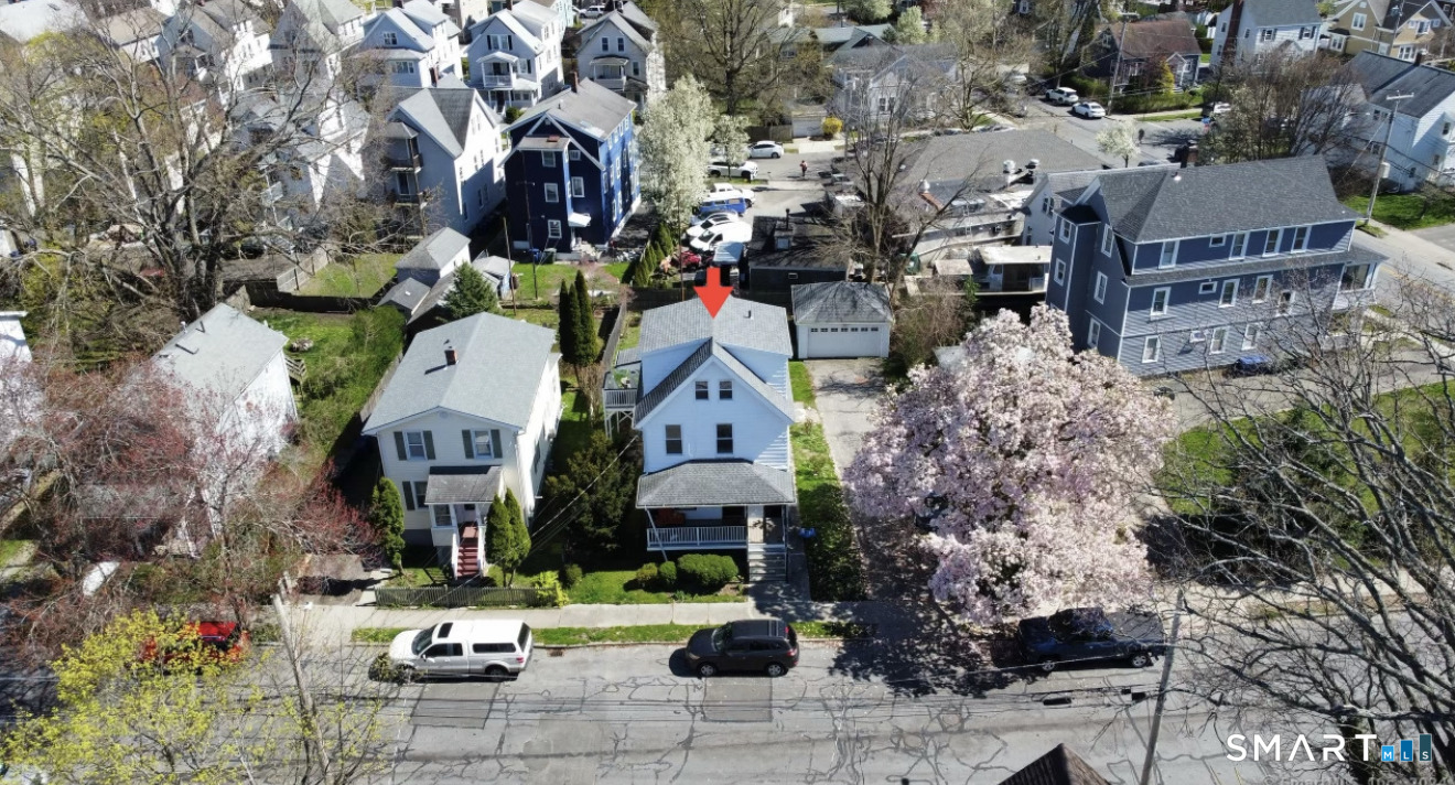 77-79 Hanford Avenue Property Photo