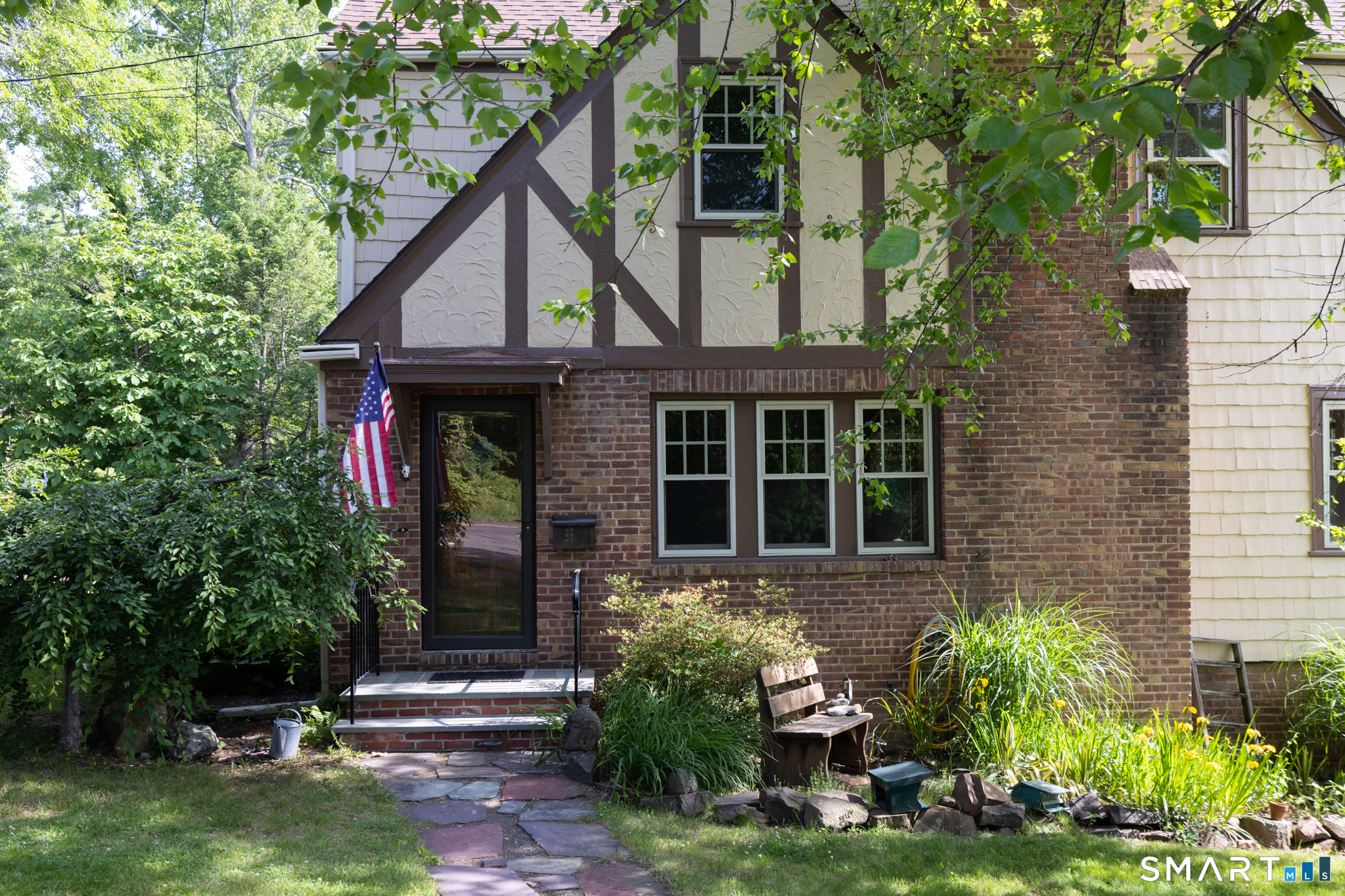 127 Roger Road Property Photo 1