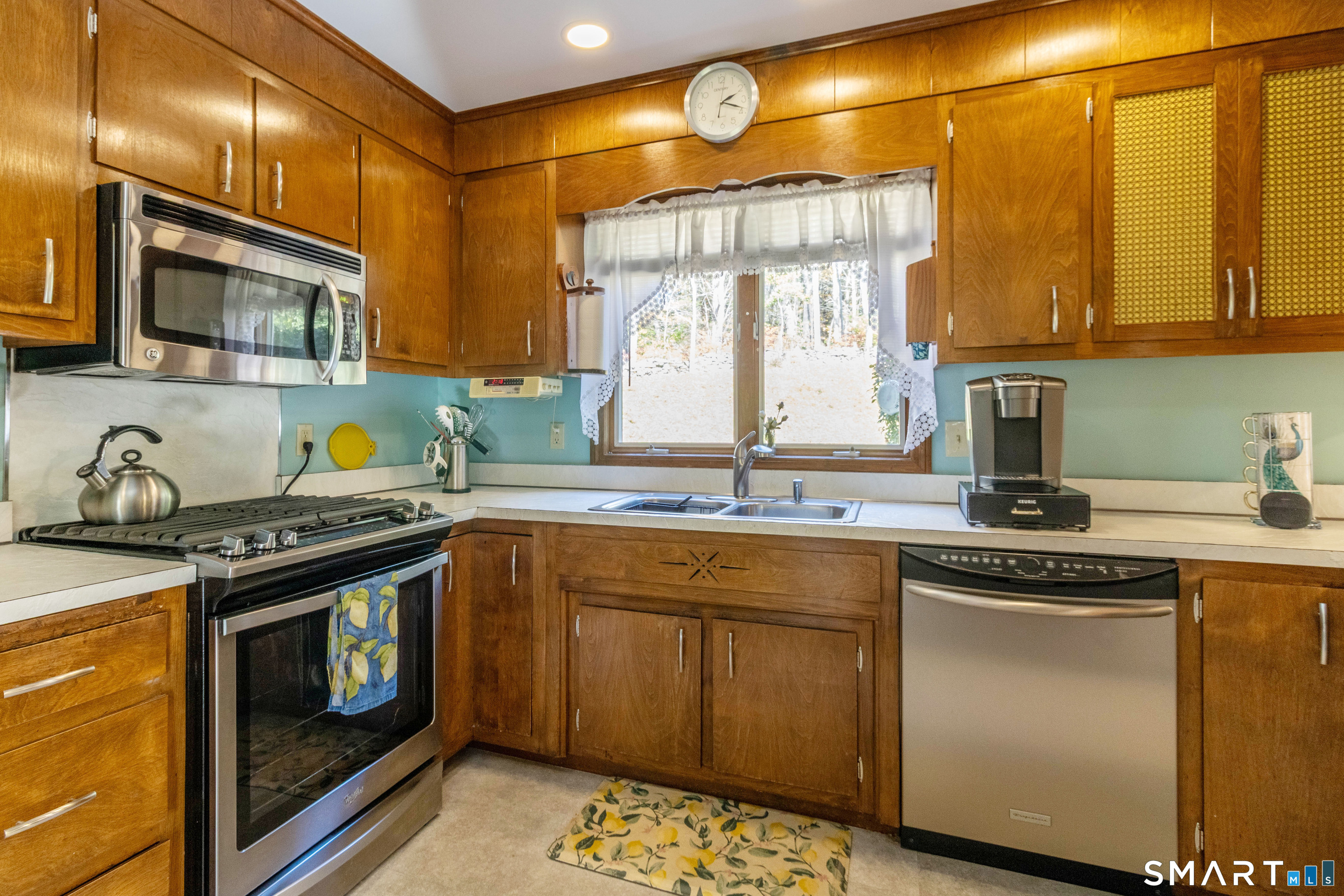 2 Bayberry Lane Property Photo 19