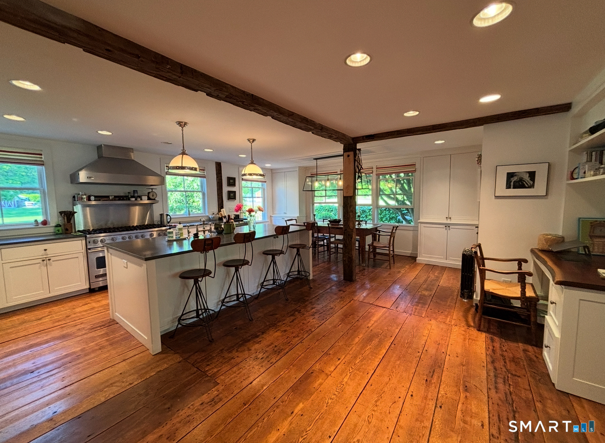 622 Long Mountain Road Property Photo 6