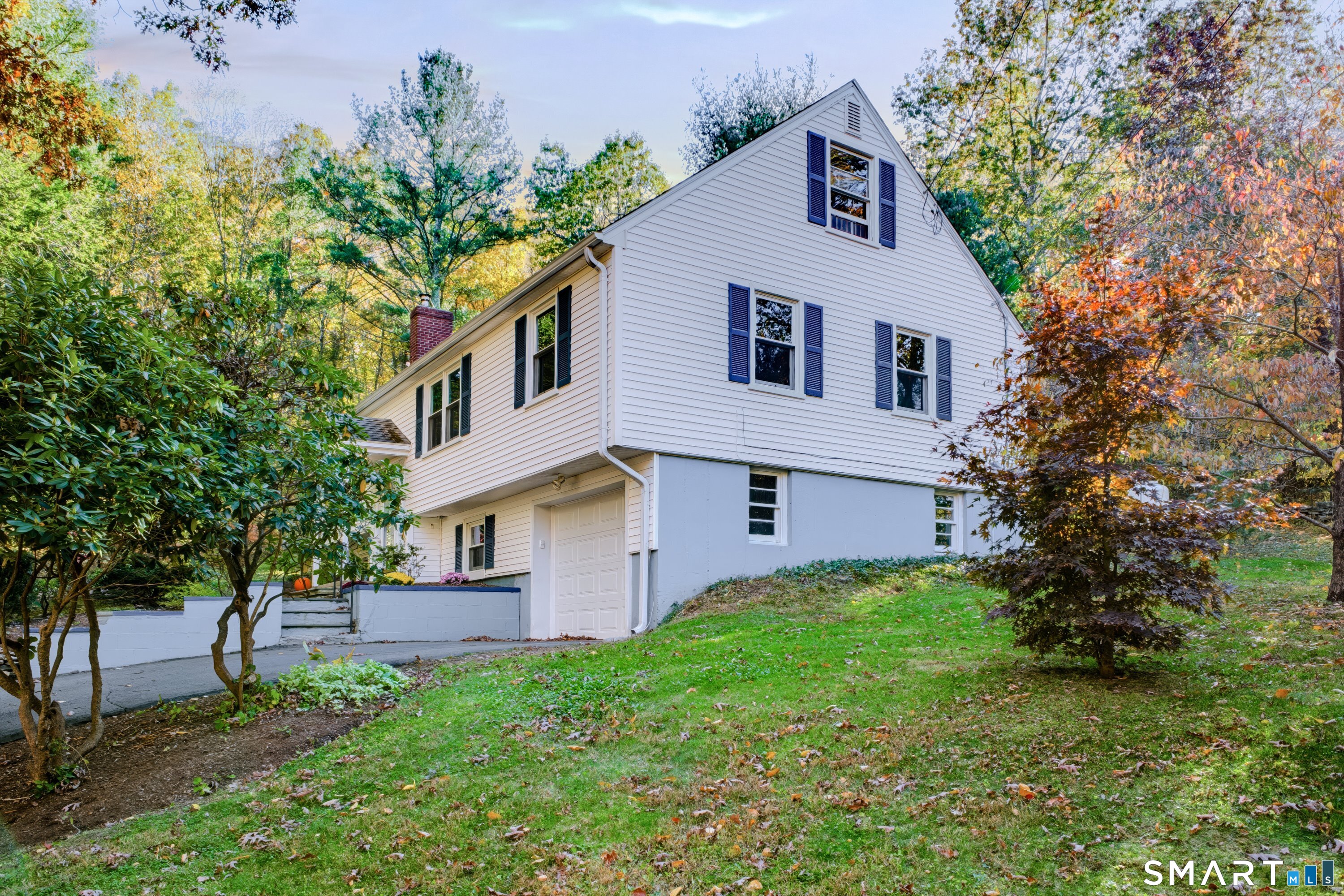 466 County Road Property Photo 2