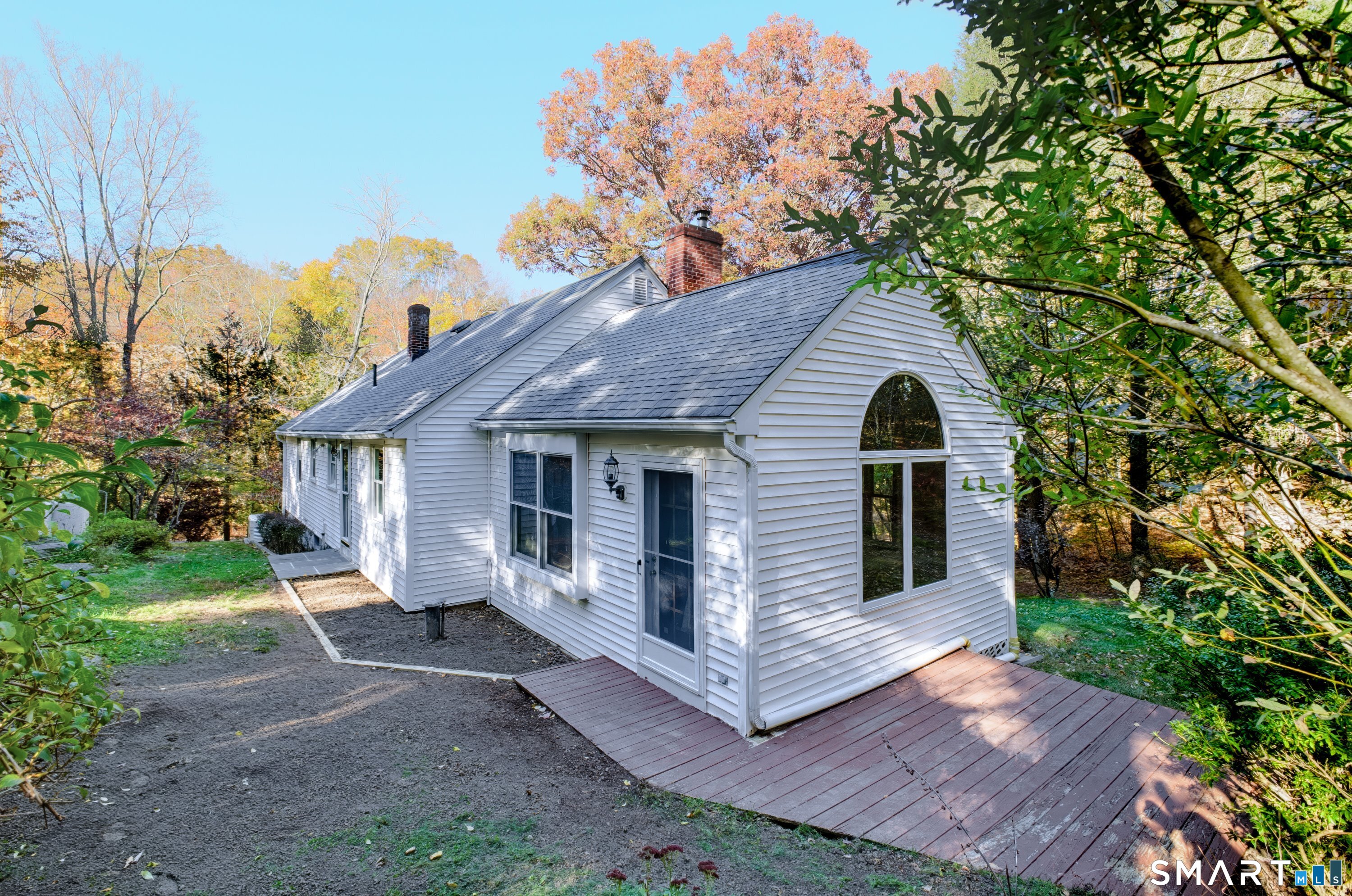 466 County Road Property Photo 5