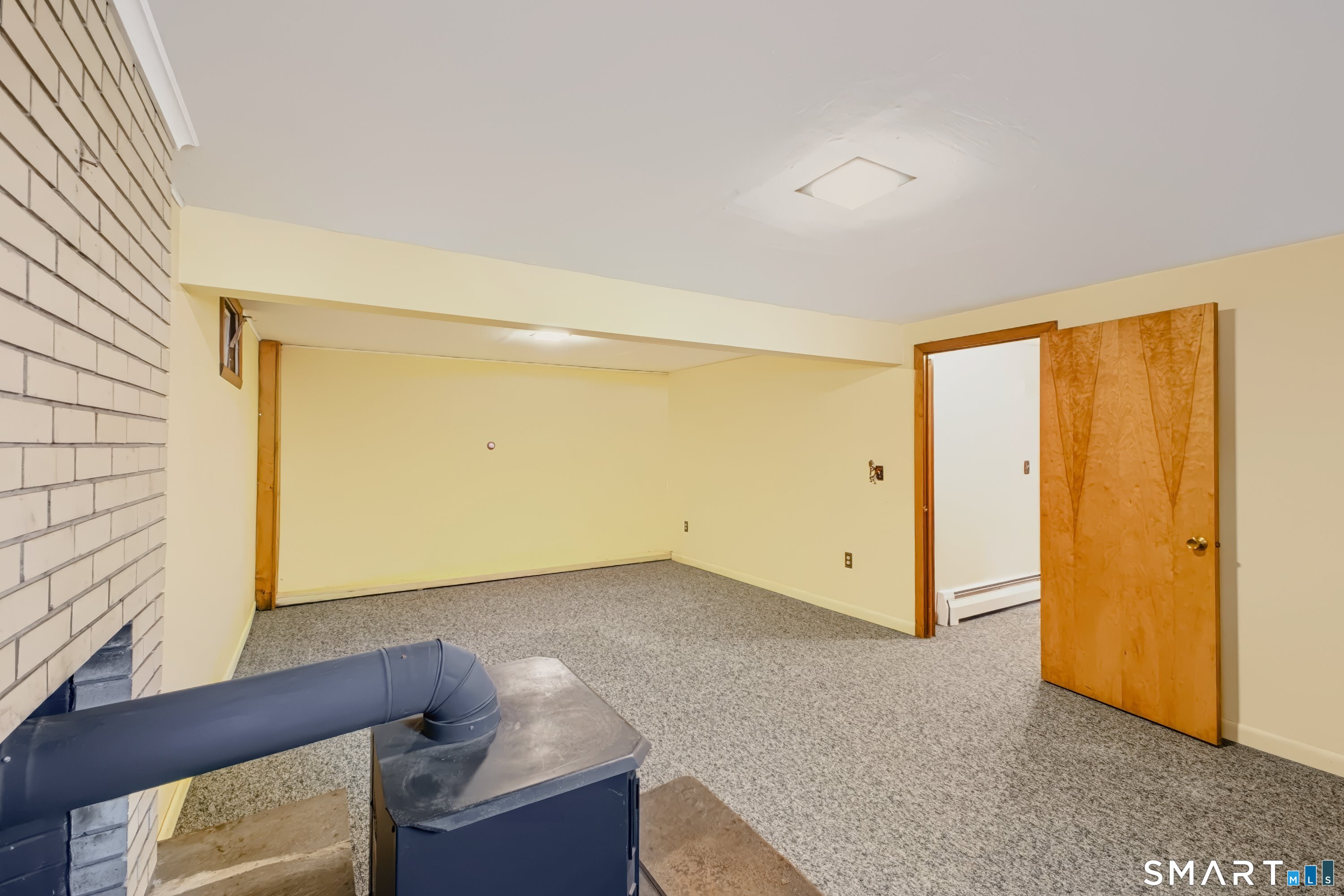 466 County Road Property Photo 36