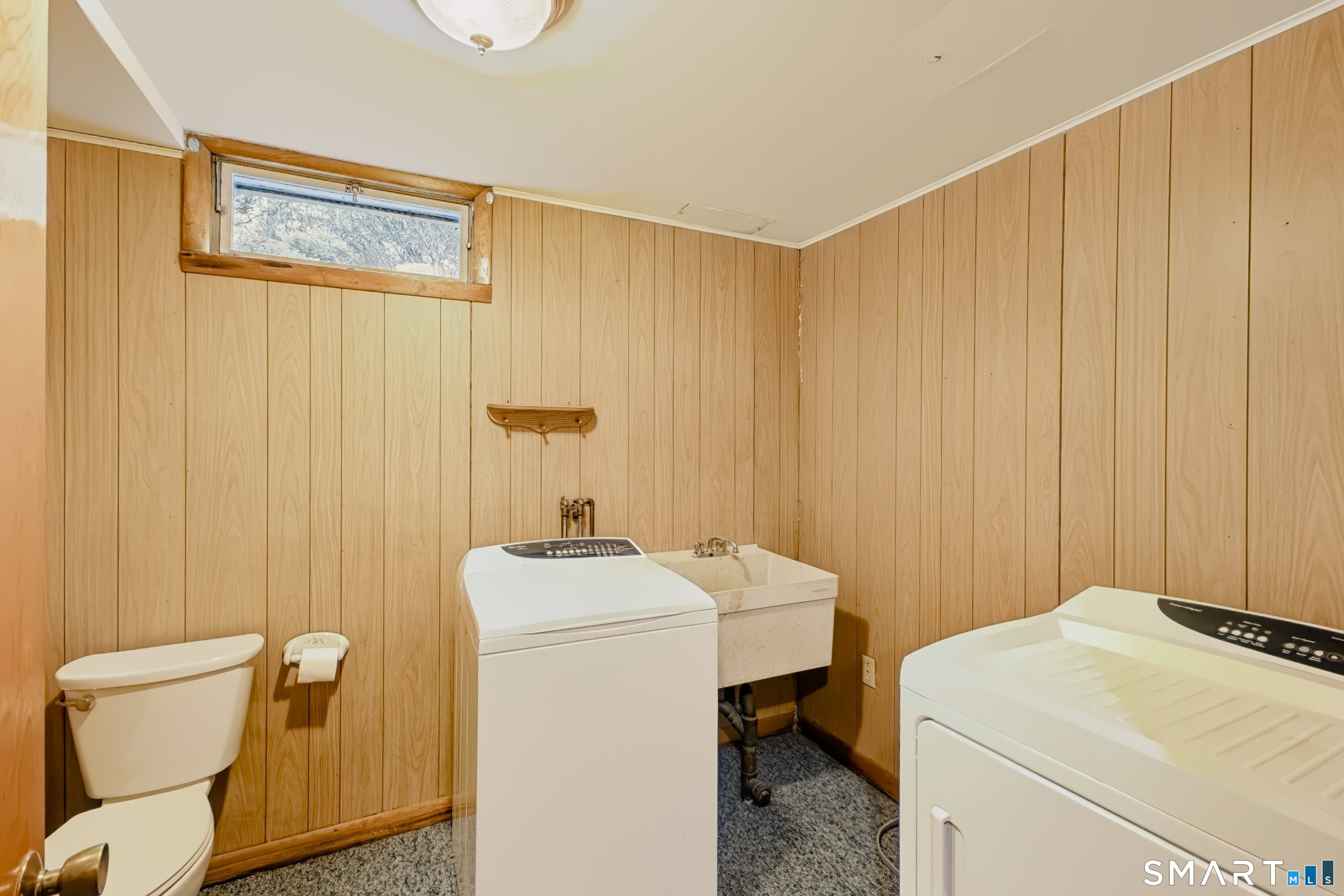 466 County Road Property Photo 40