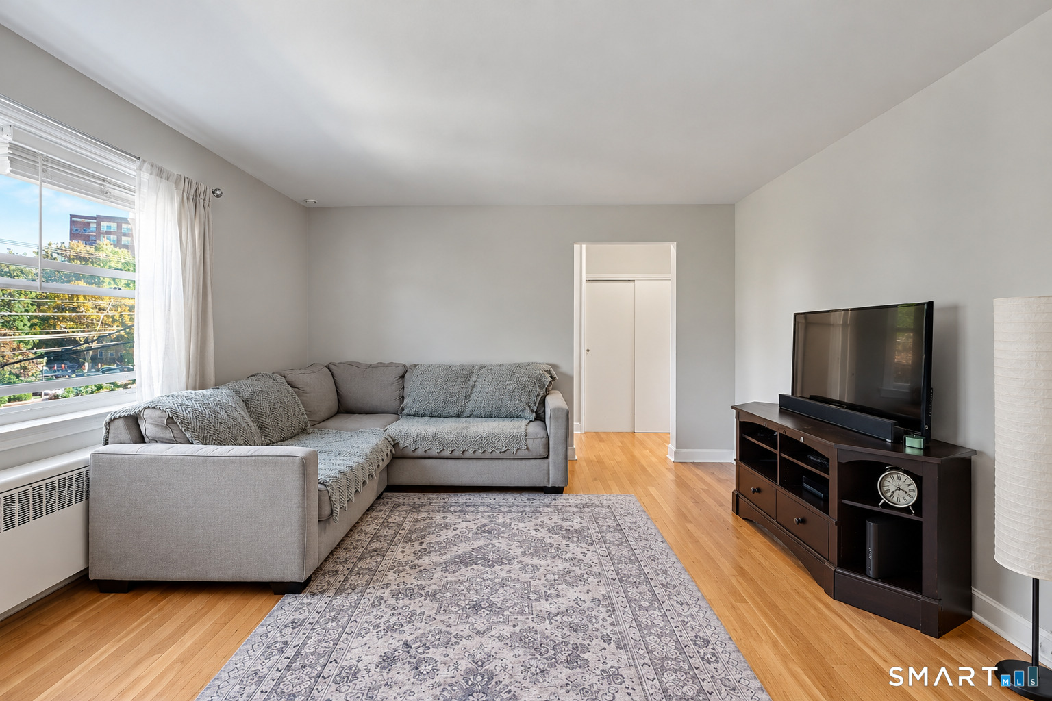 108 Strawberry Hill 3 Avenue Property Photo 5