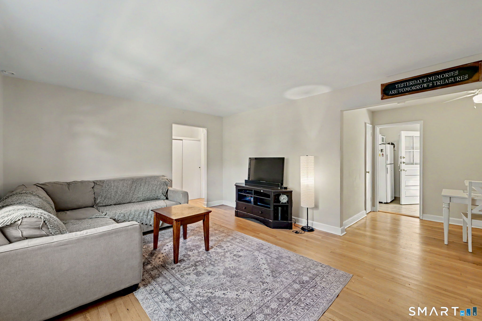 108 Strawberry Hill 3 Avenue Property Photo 6