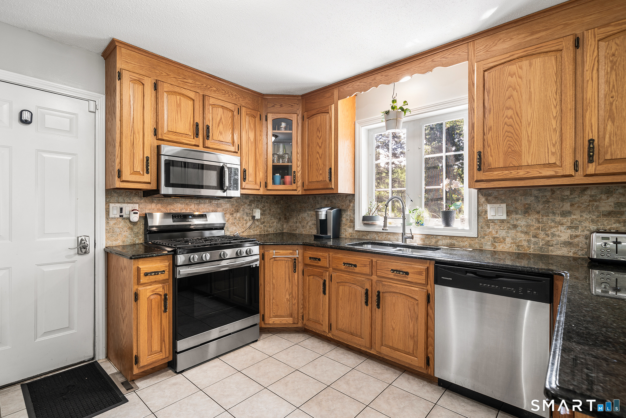 187 Cariati Boulevard Property Photo 7