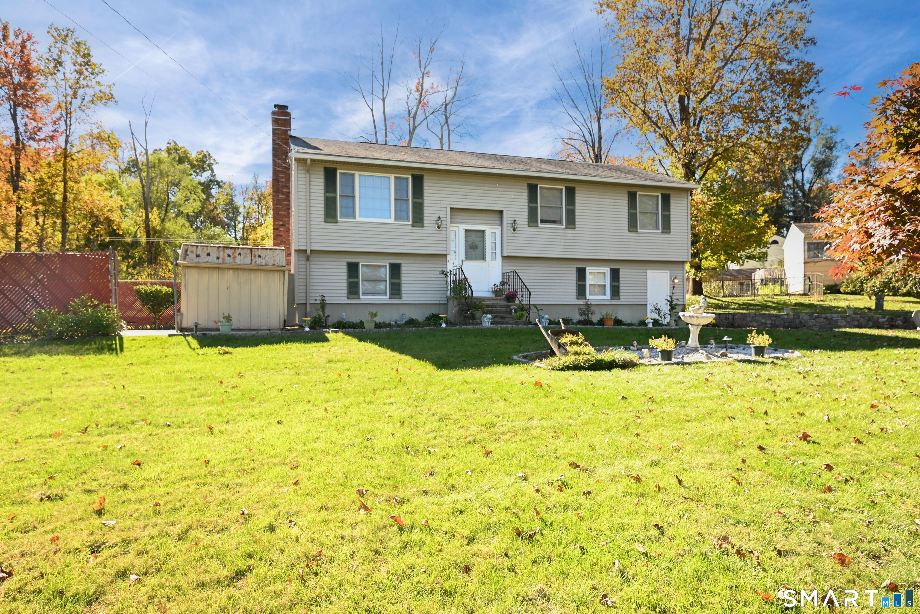 2 Ken Oaks Drive Property Photo 1