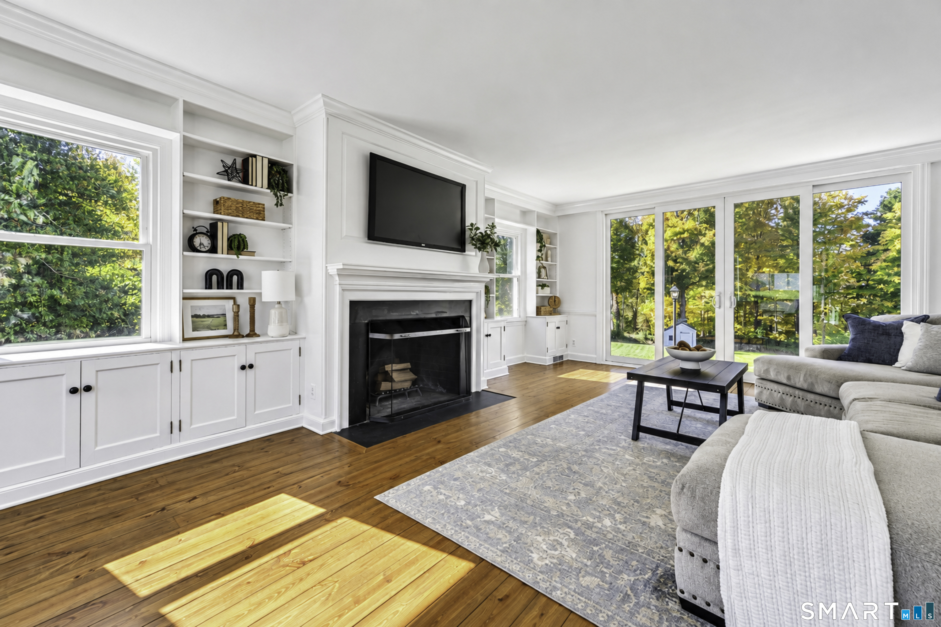 100 Whisconier Road Property Photo 3