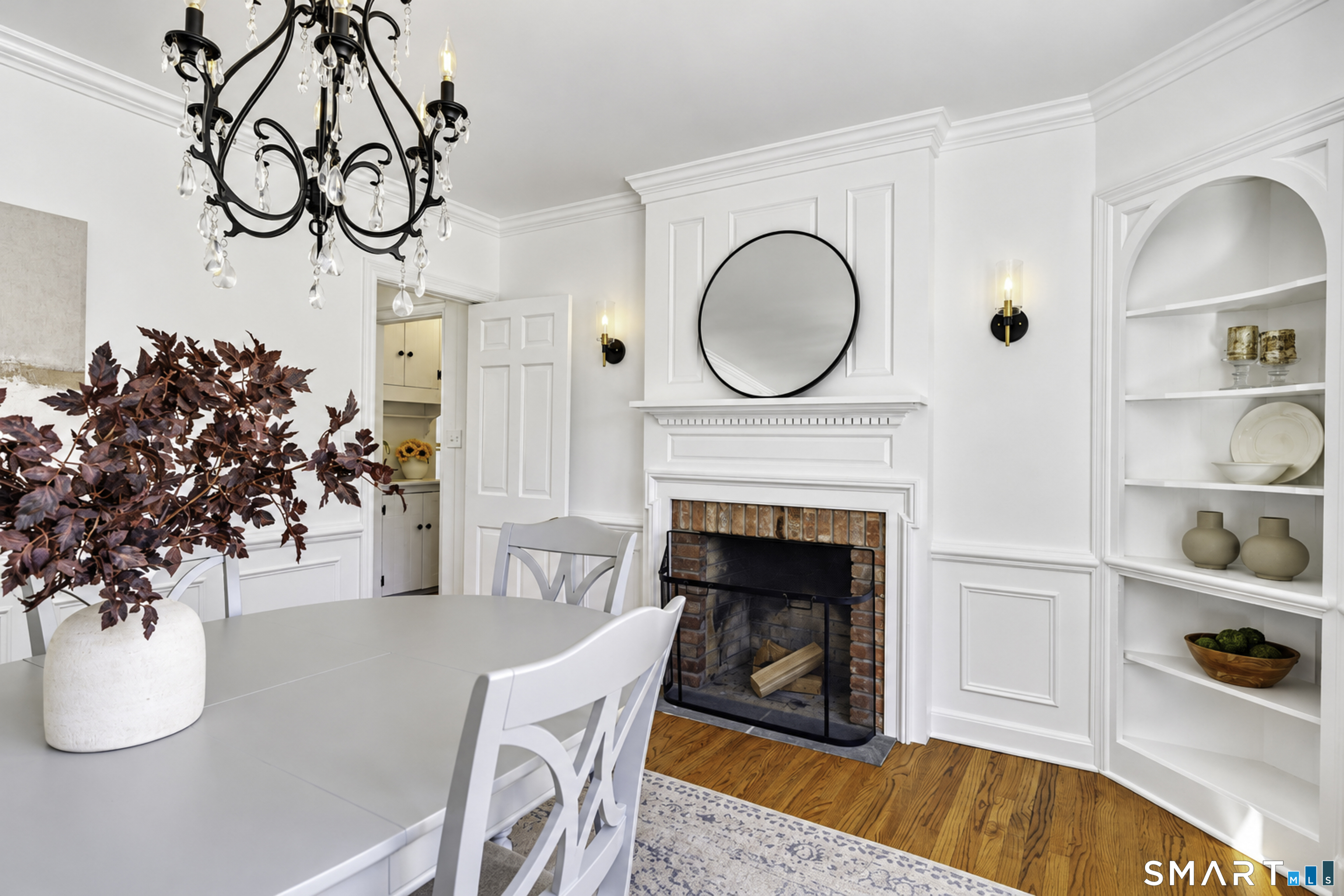 100 Whisconier Road Property Photo 8